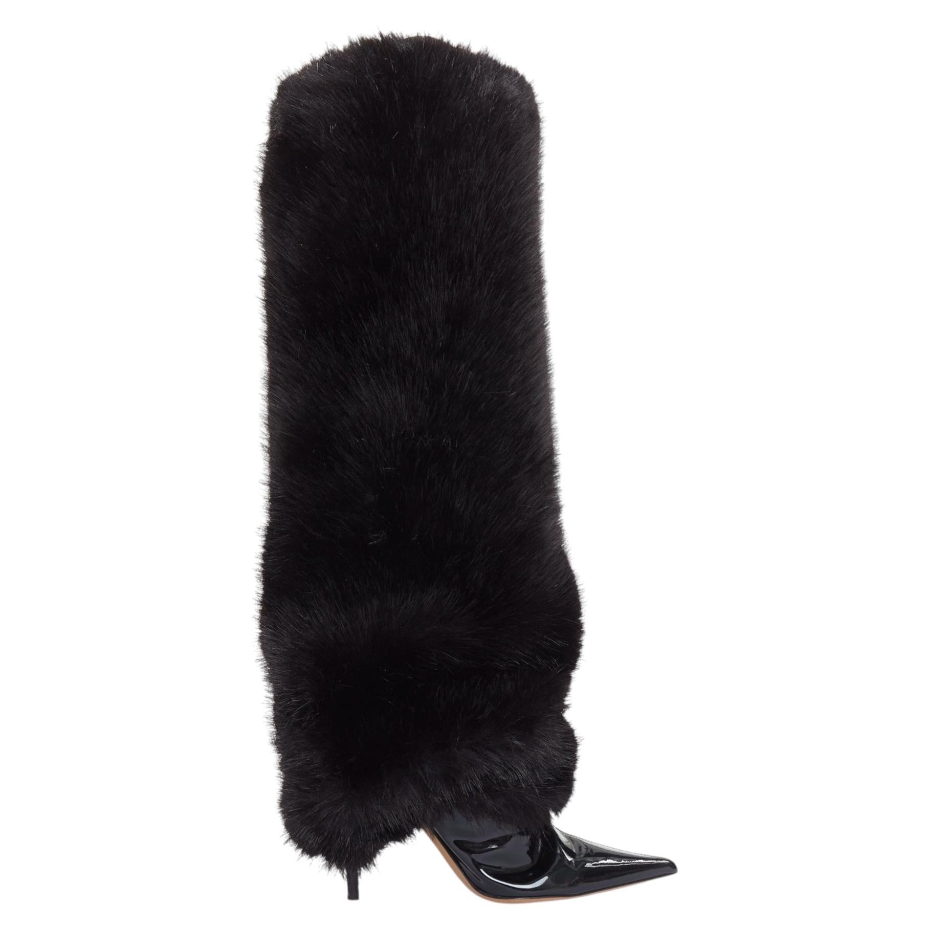 ALEXANDRE VAUTHIER COUTURE 2023 Laufsteg-Stiefel aus schwarzem Kunstfell mit hohem Stilettoabsatz, Größe 40 im Angebot