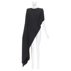 ALEXANDRE VAUTHIER COUTURE AW2023 Runway black power asymmetric drape top