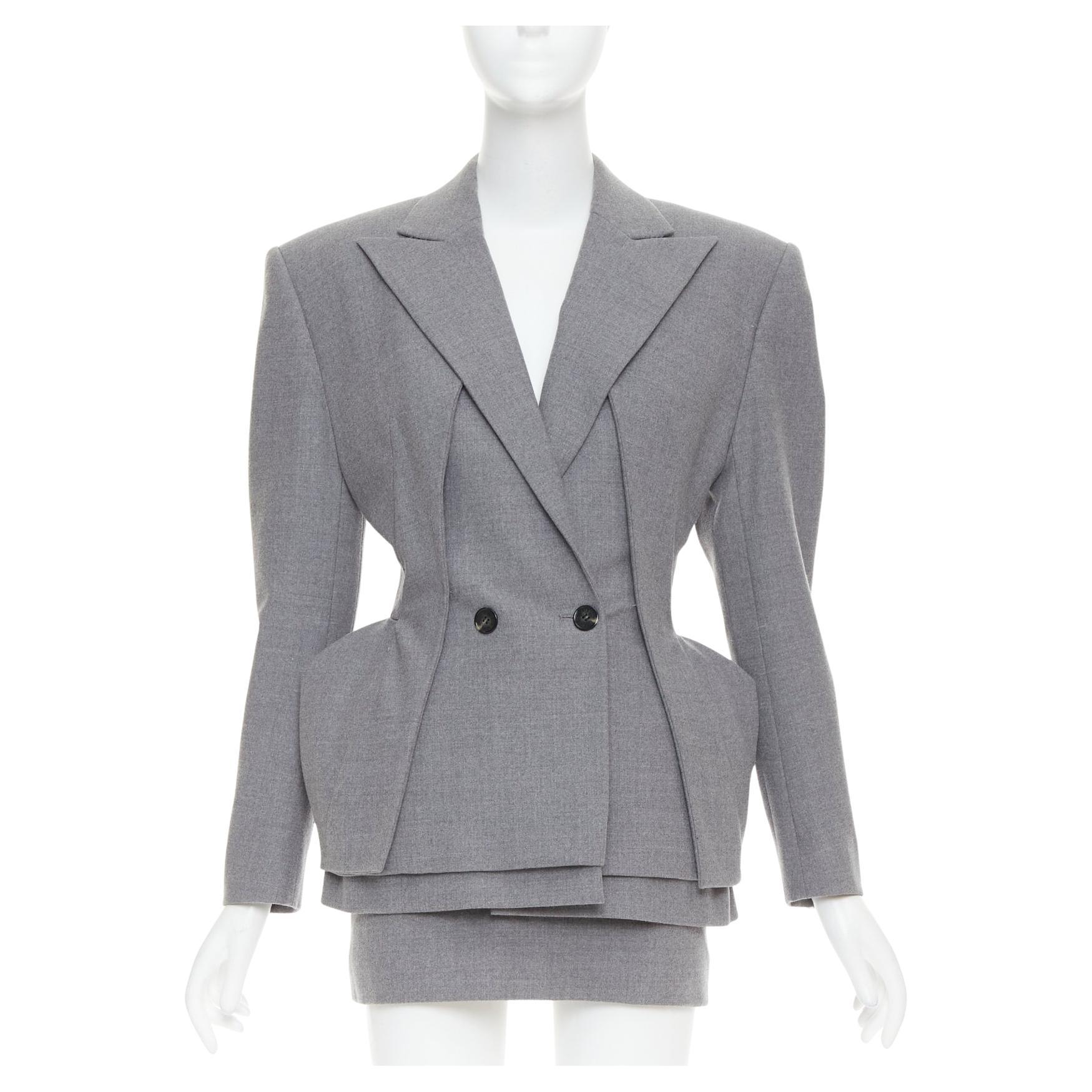 ALEXANDRE VAUTHIER COUTURE SS2022 Laufsteg Wespentaille gepolsterte Hüfte Blazerjacke