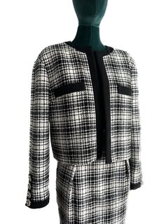 Alexandre Vauthier  Fall 2019 Haute Couture Tweed Jacket with crystal button