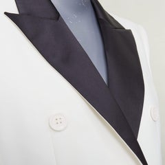 ALEXANDRE VAUTHIER veste de smoking écru à revers en satin noir et double boutonnage