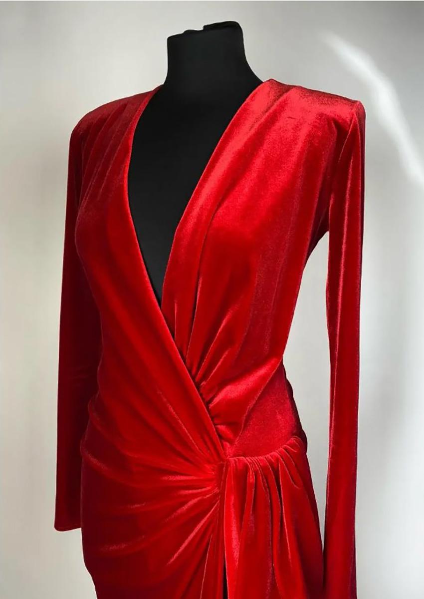 alexandre vauthier red velvet dress