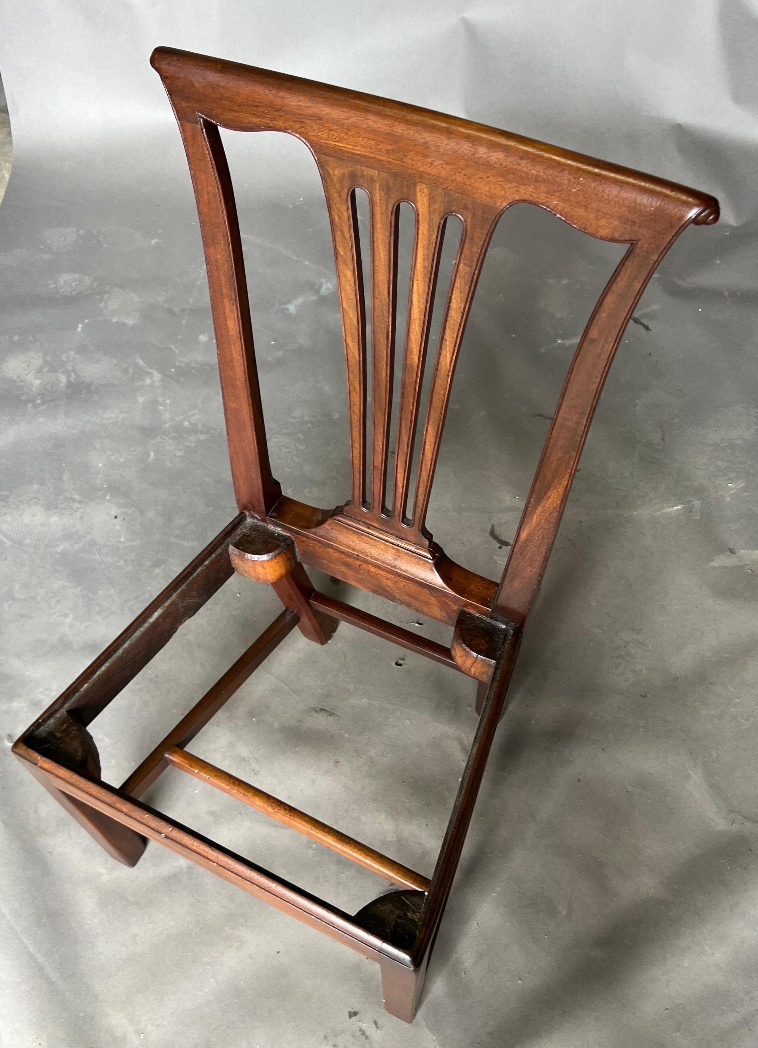 Alexandria, VA Attributed 18th Century Mahogany Side Chair For Sale 6