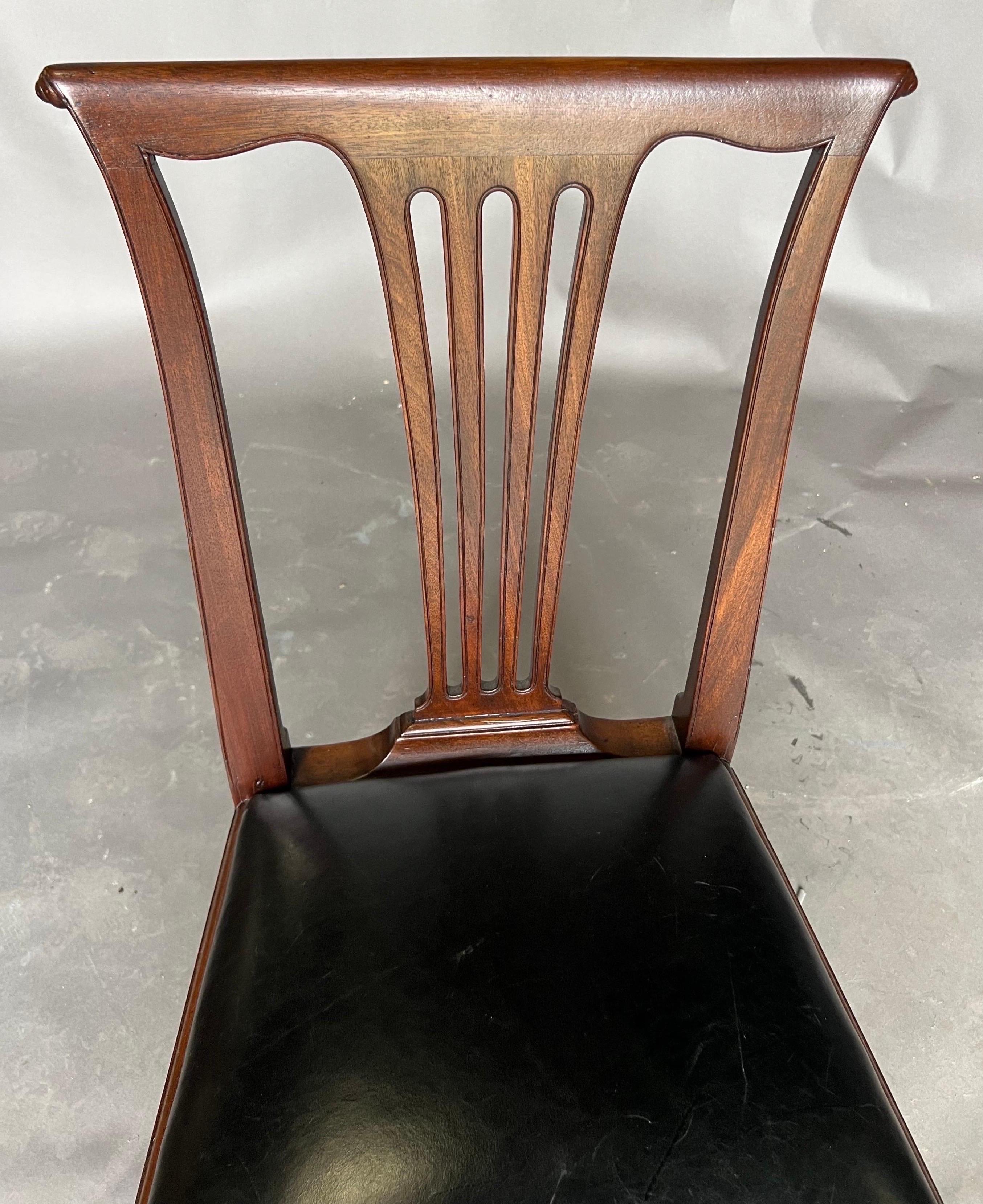 Alexandria, VA Attributed 18th Century Mahogany Side Chair For Sale 3