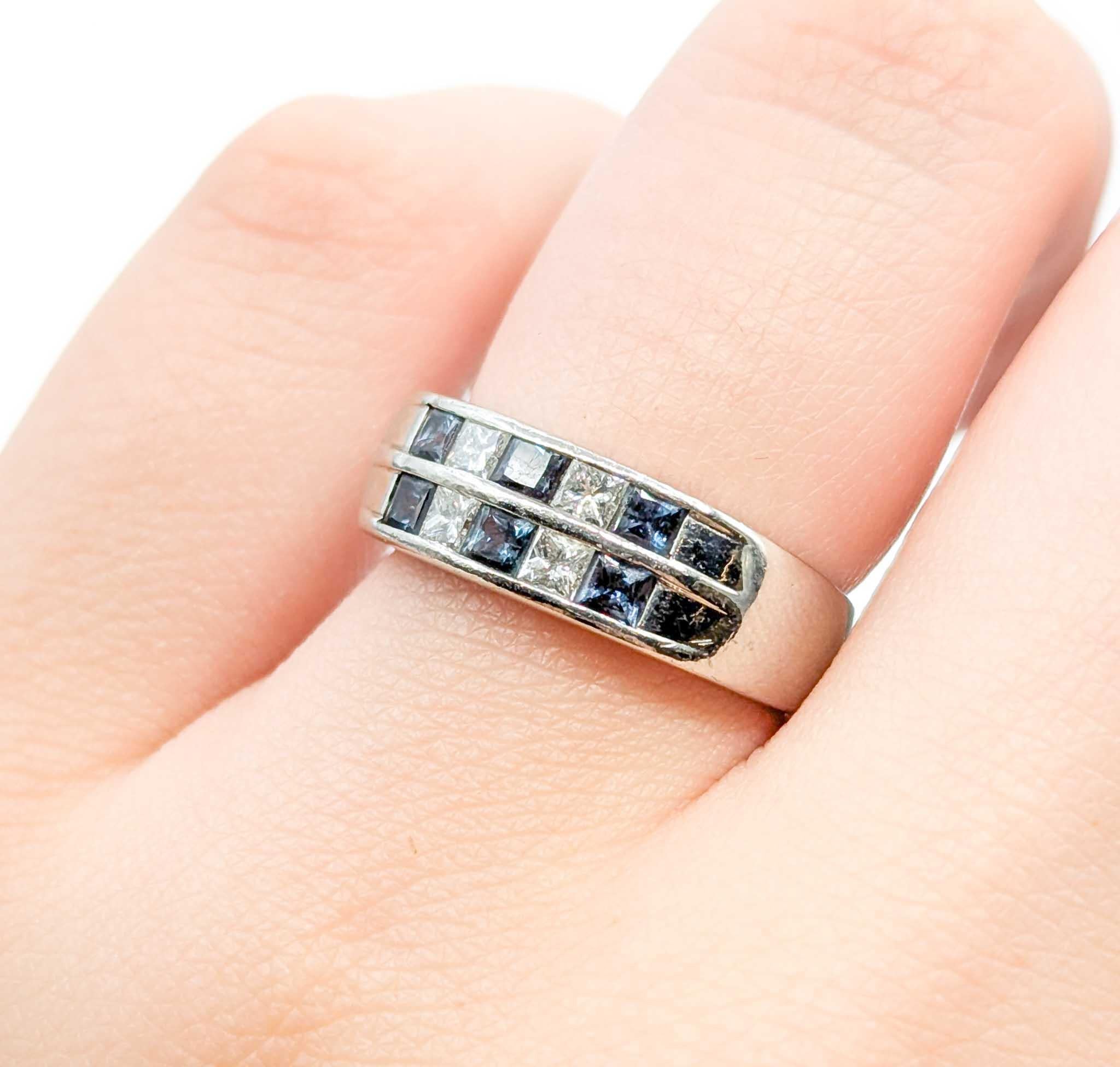 Alexandrit und Diamant Platin Ring (Rundschliff) im Angebot