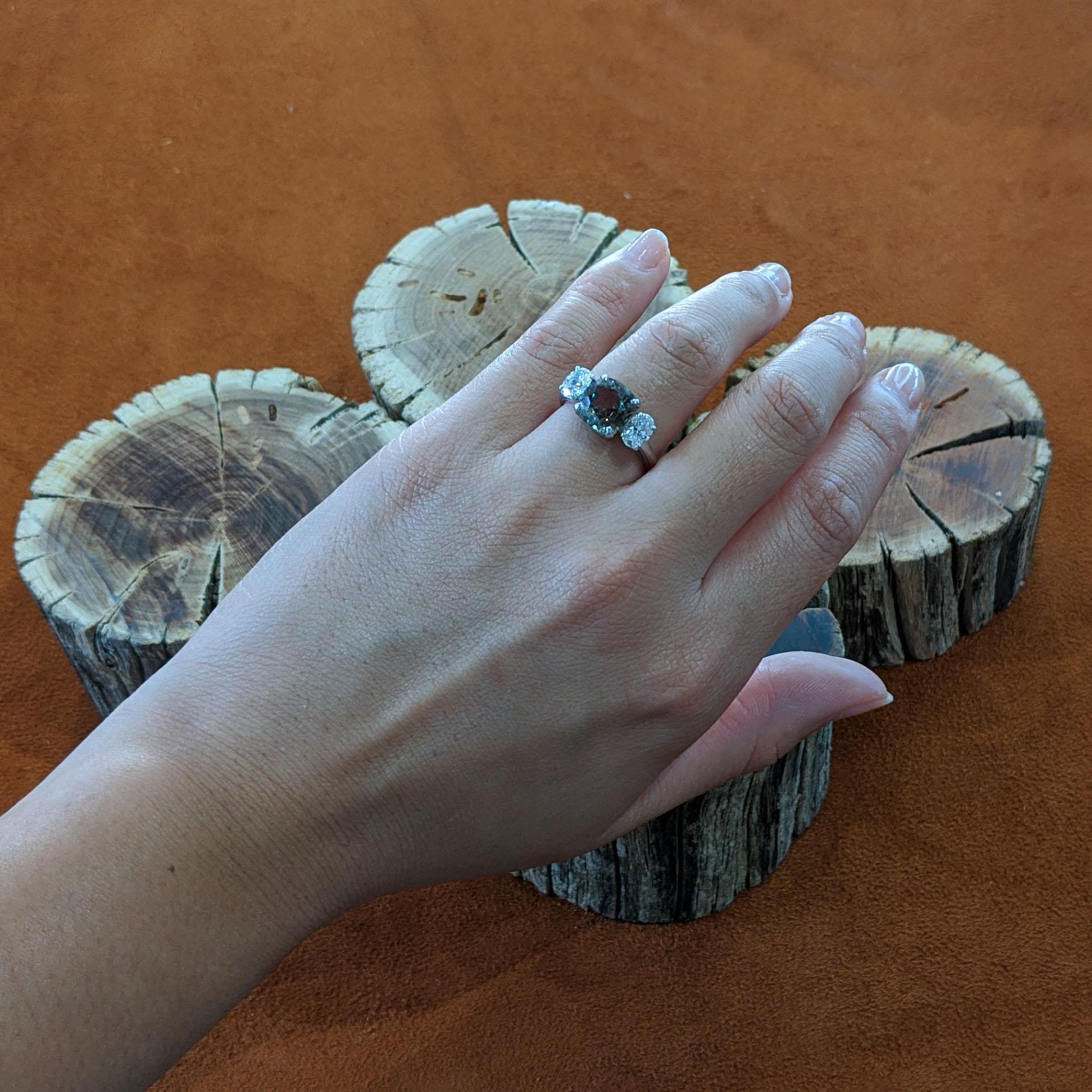 Alexandrit und Diamanten Ring in Platin 1