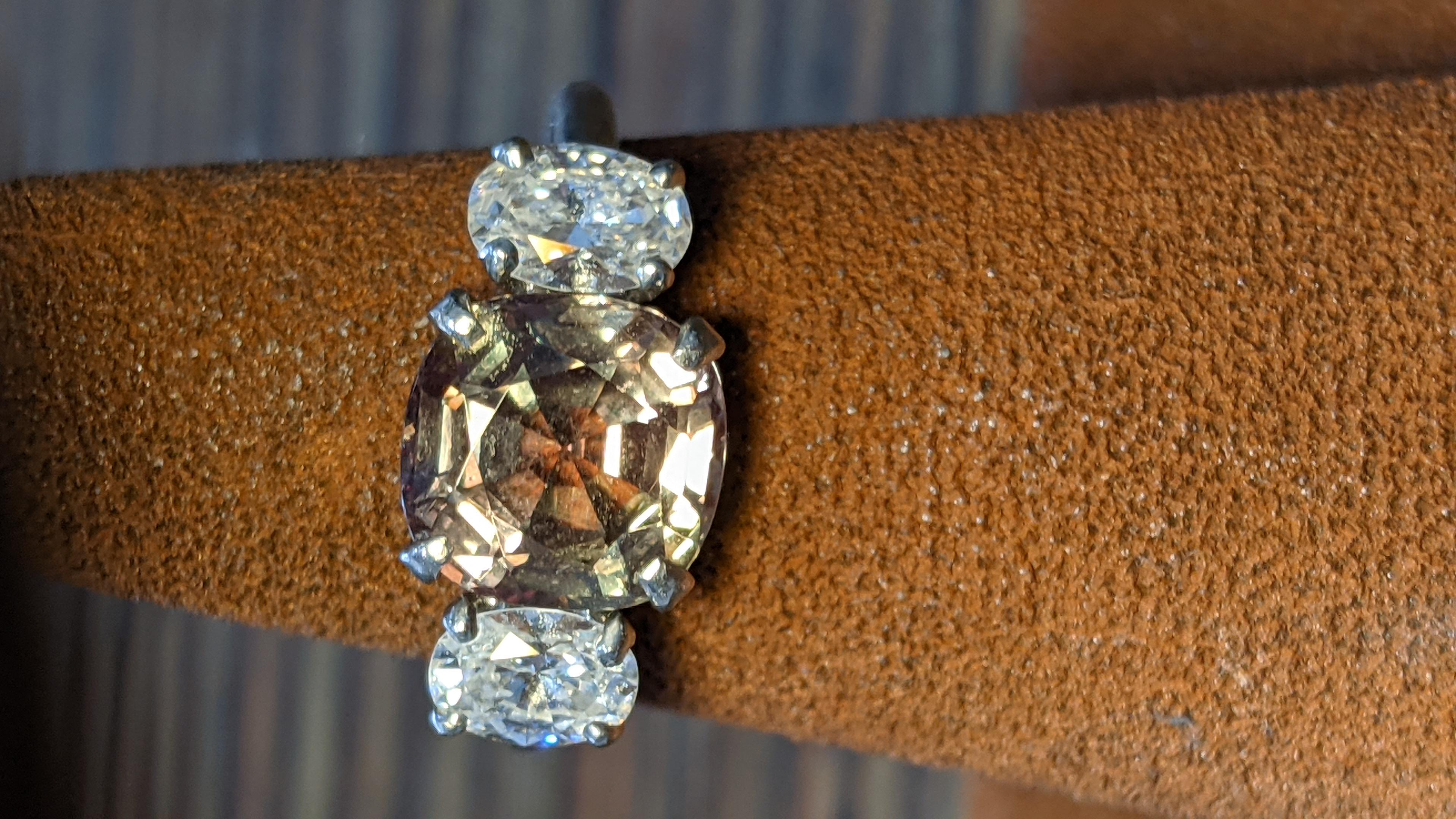 Alexandrit und Diamanten Ring in Platin 3