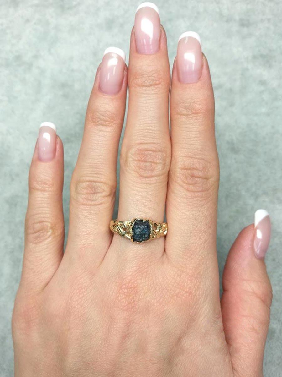 Anello in oro con cristalli di alessandrite Raw Color anello di fidanzamento 8