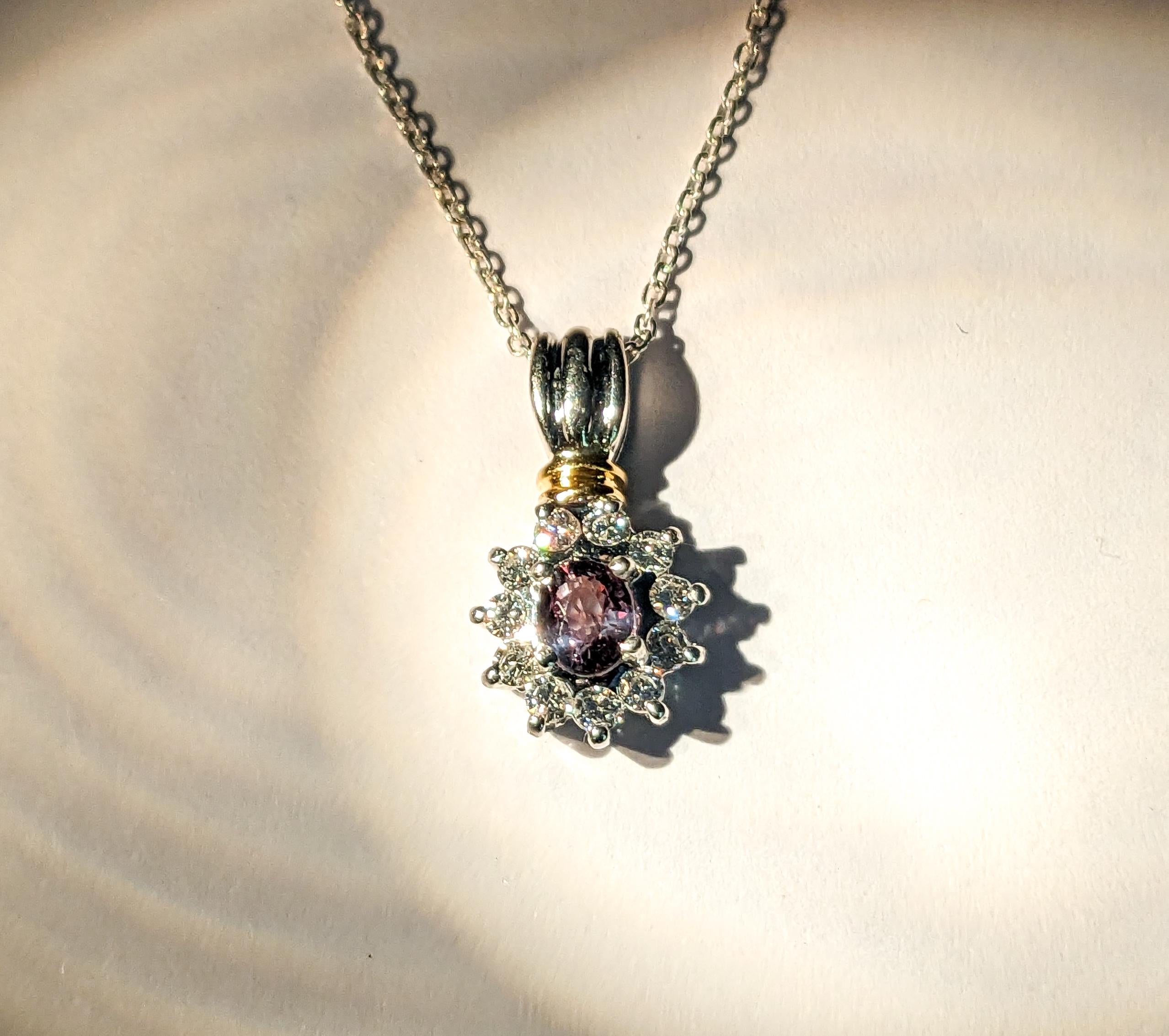 Alexandrit & Diamant Cocktail-Anhänger aus zweifarbigem 18kt Gold/Platin mit Alexandrit und Diamanten Damen