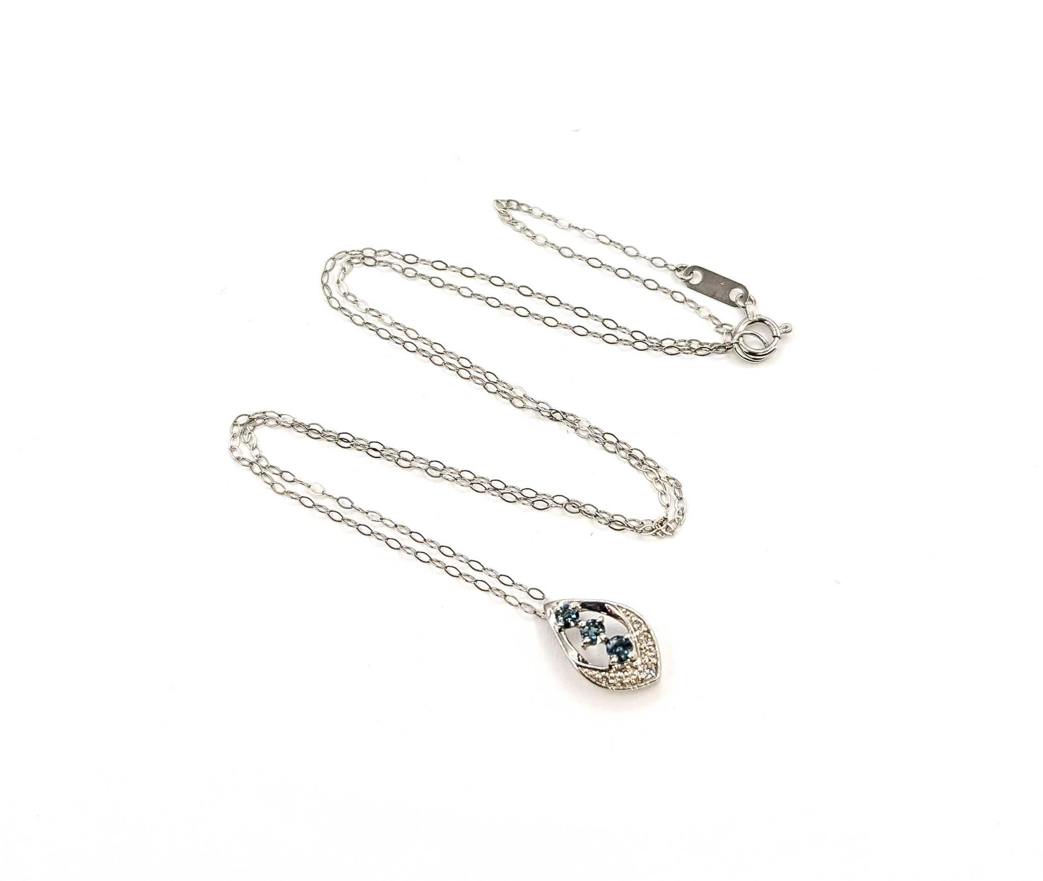 Contemporain Alexandrite & Diamond Drop Pendant in Platinum en vente