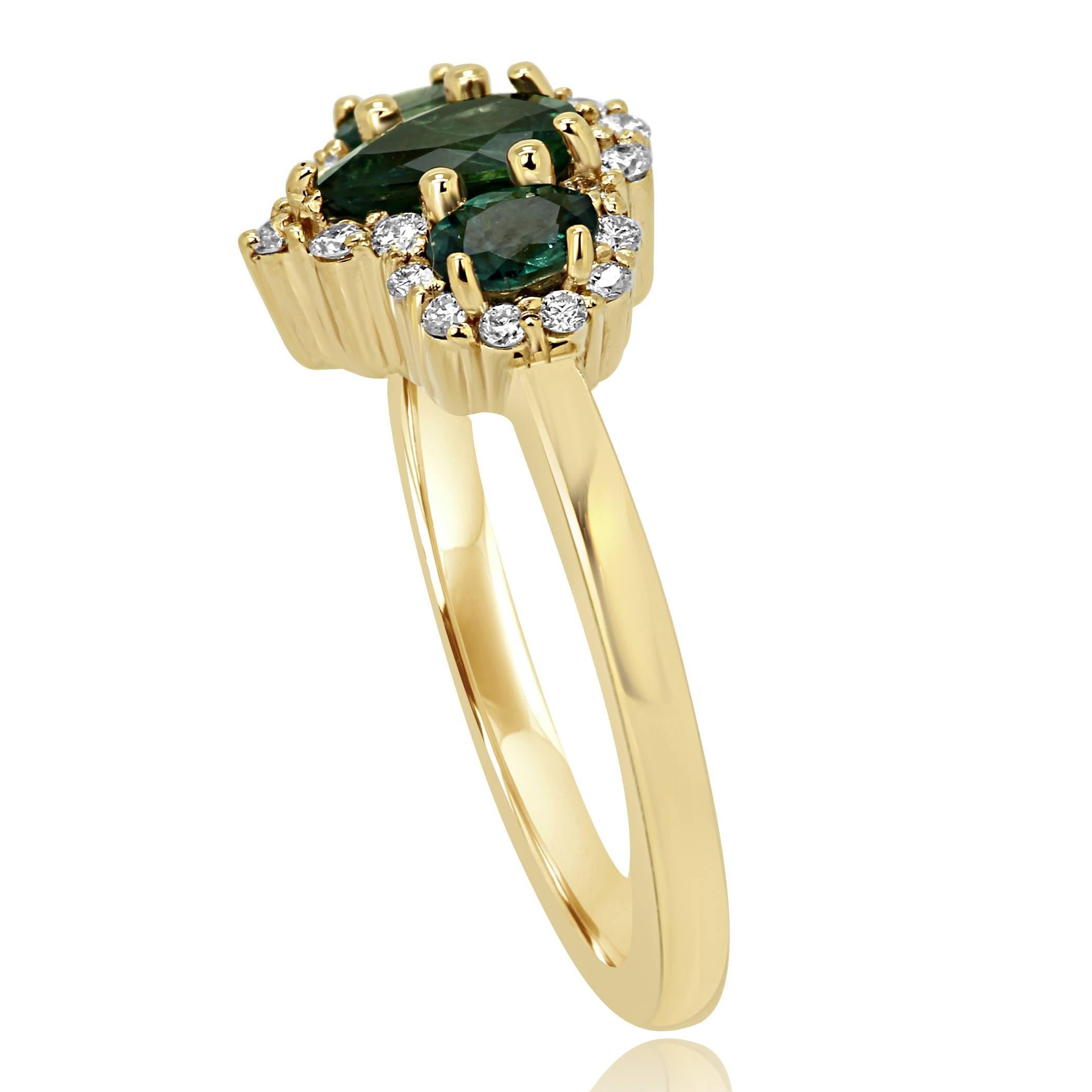 Alexandrite Diamond Halo Gold Three-Stone Cocktail Fashion Ring In New Condition In NEW YORK, NY