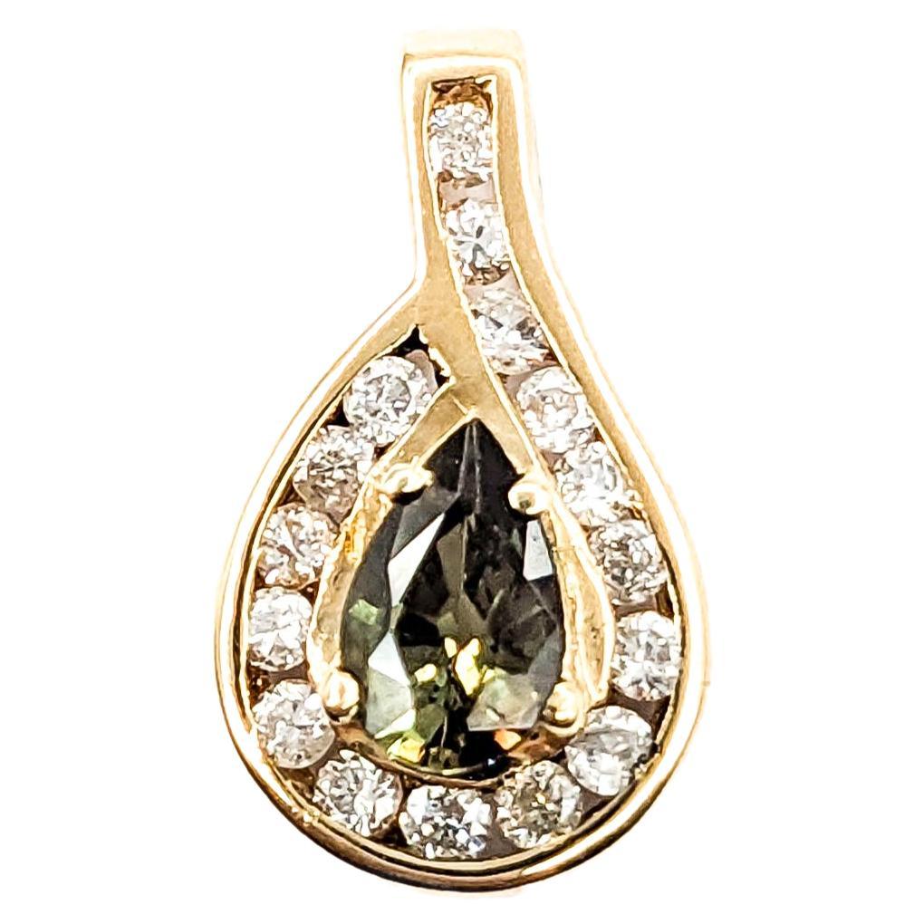 Alexandrite Drop Pendant With Diamonds In Yellow Gold GIA Cert