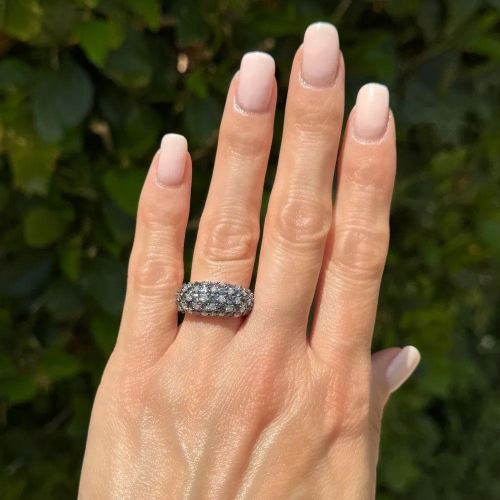 Moderno Anello a cupola in oro con alessandrite GIA e diamanti RBC in vendita