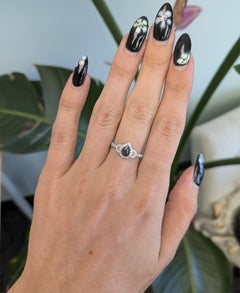 Alexandrit-Halo-Ring mit Diamanten aus konventionellem Abbau als Akzente: Massives 14-karätiges Gold, 6 x 5 mm