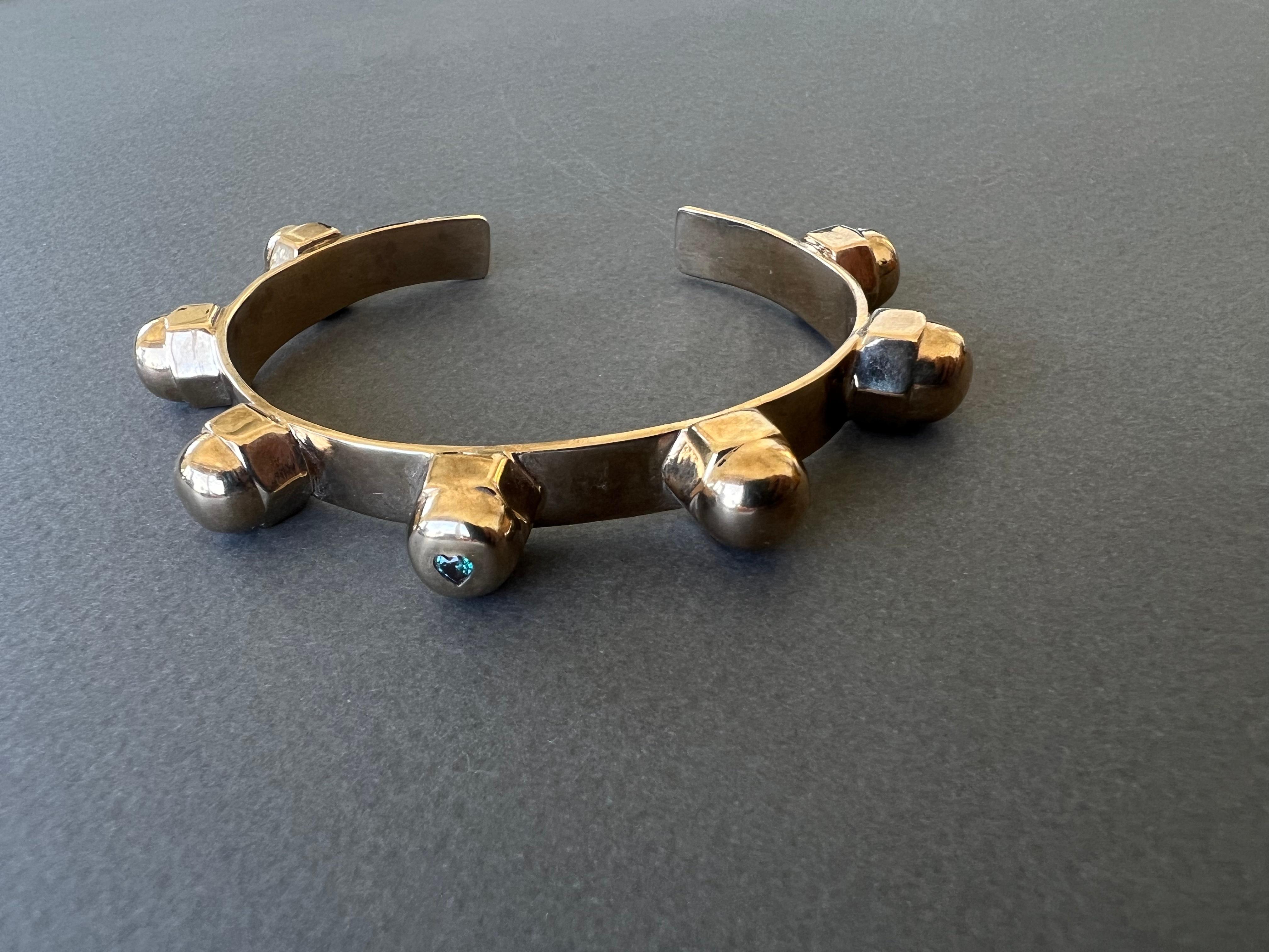 Alexandrite Heart Cuff Bangle Bracelet Bronze Studs Statement Piece J Dauphin en vente 1