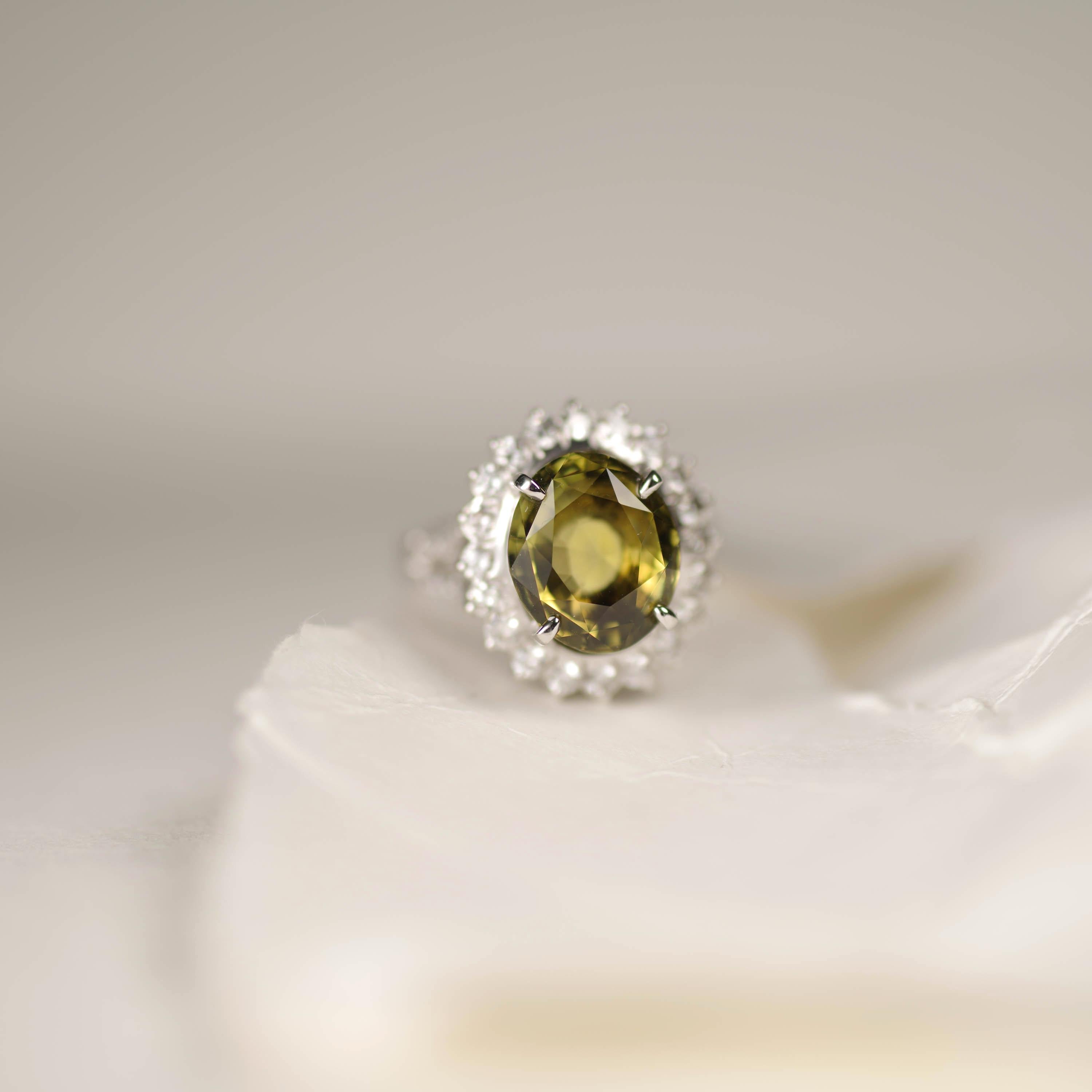 Alexandrite & Diamond Ring 7.35 Carats, Rare Color Change Gem Certified 7