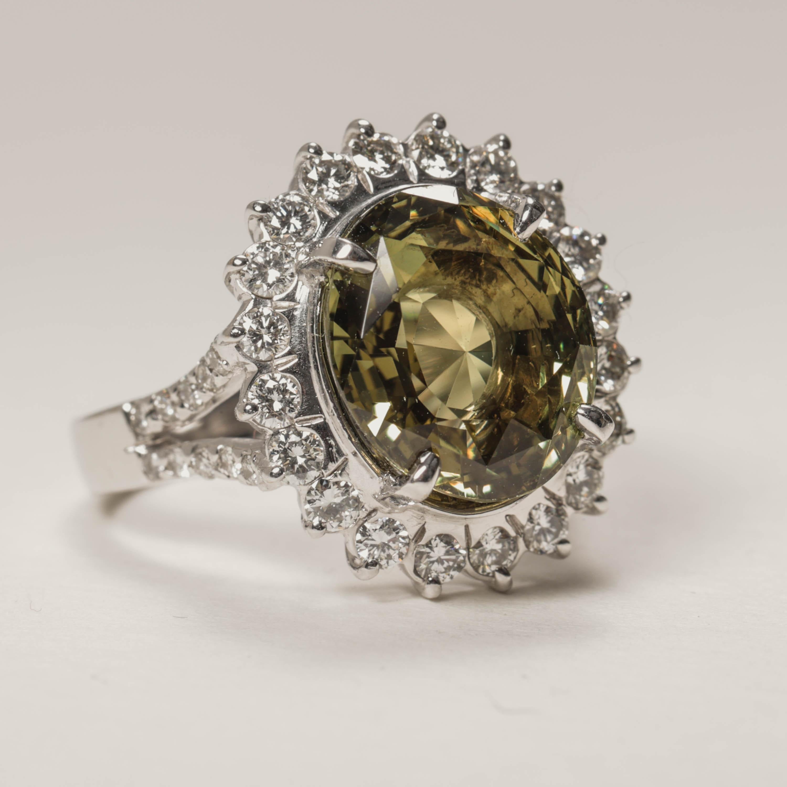 Alexandrite & Diamond Ring 7.35 Carats, Rare Color Change Gem Certified 9