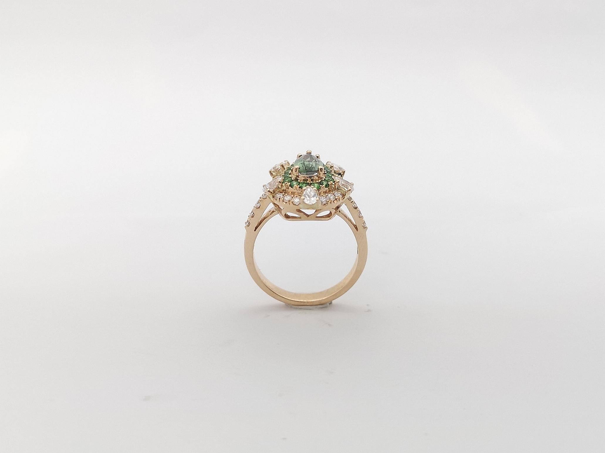 Alexandrite, Tsavorite and Diamond Ring set in 18K Rose Gold Settings For Sale 3