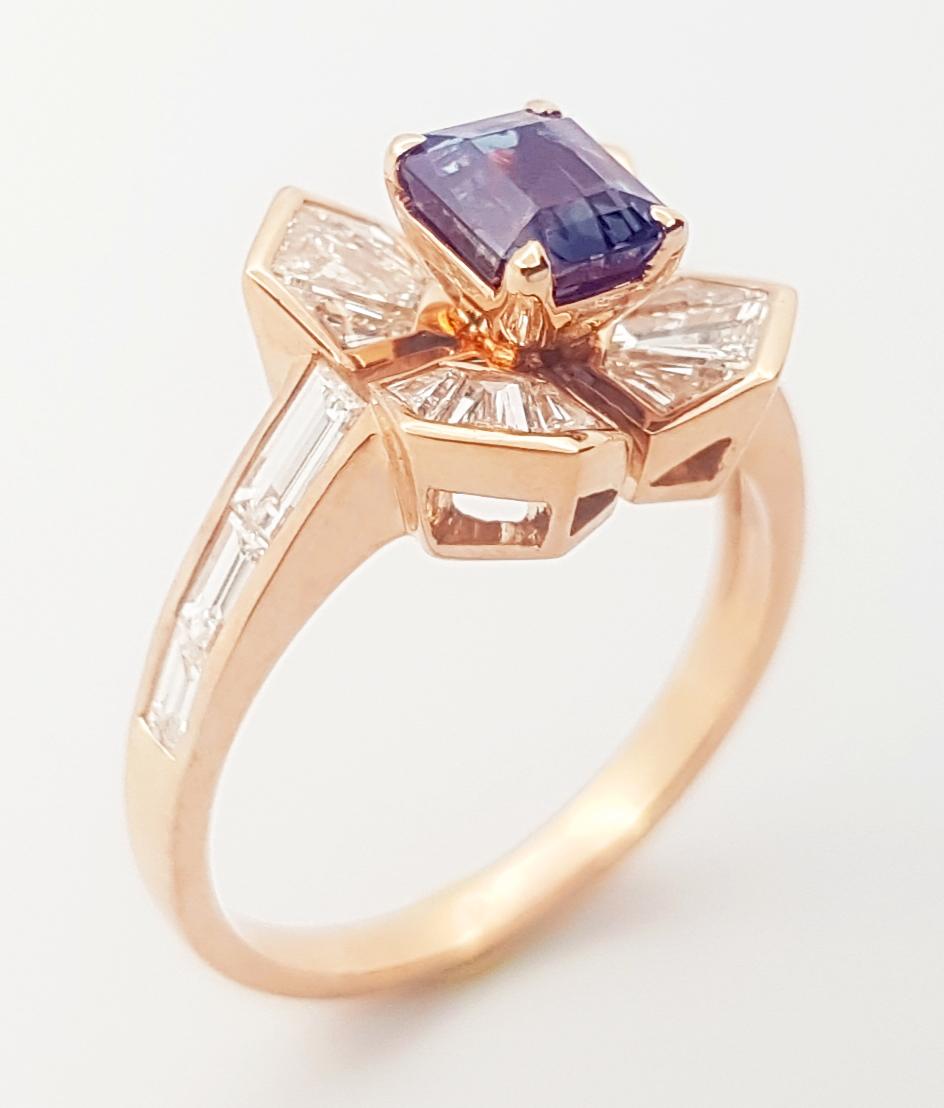 Alexandrite with Diamond Ring set in 18K Rose Gold Settings For Sale 5