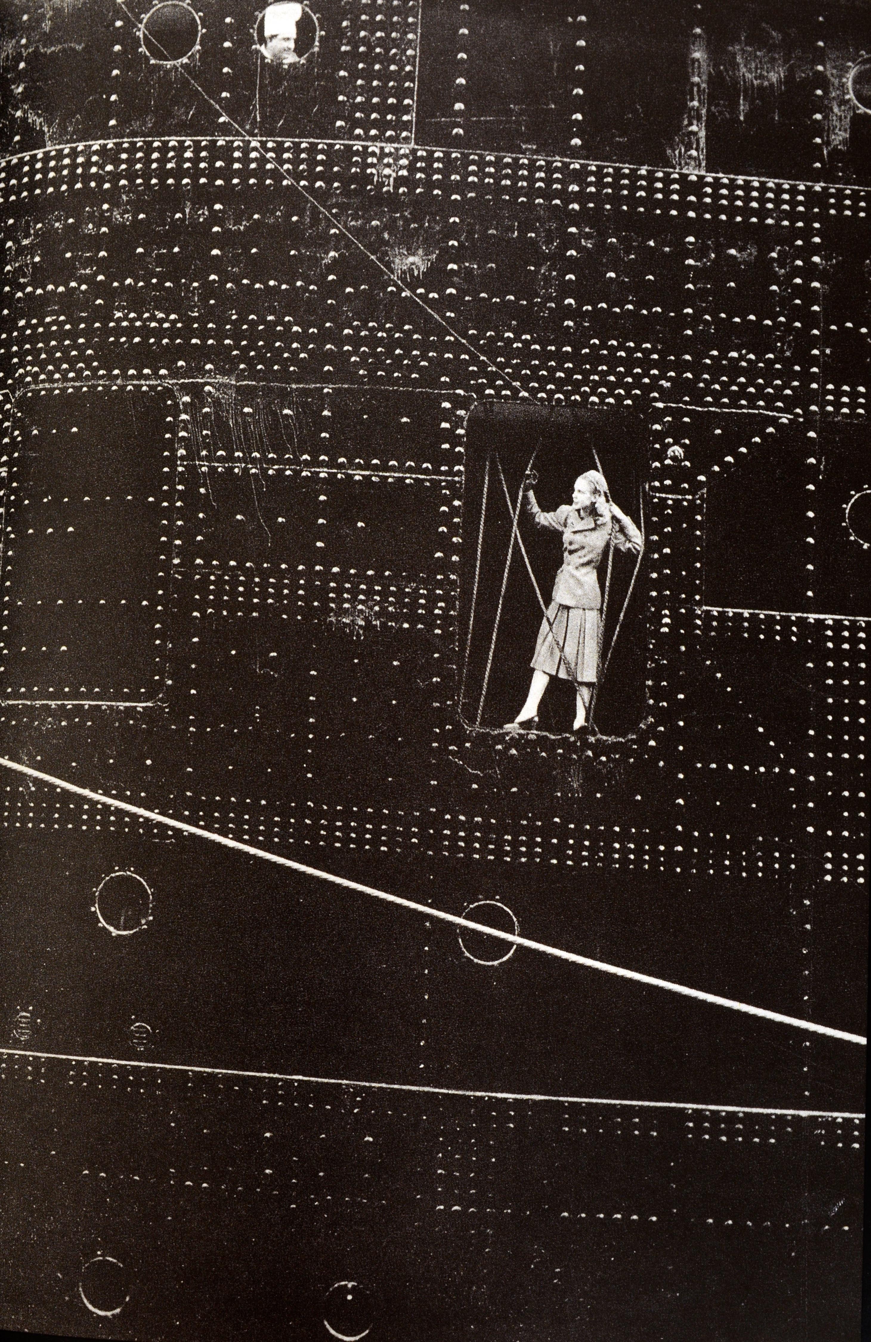 Alexey Brodovitch par Gabriel Bauret, 1ère édition Exemplaire d'exposition en vente 9