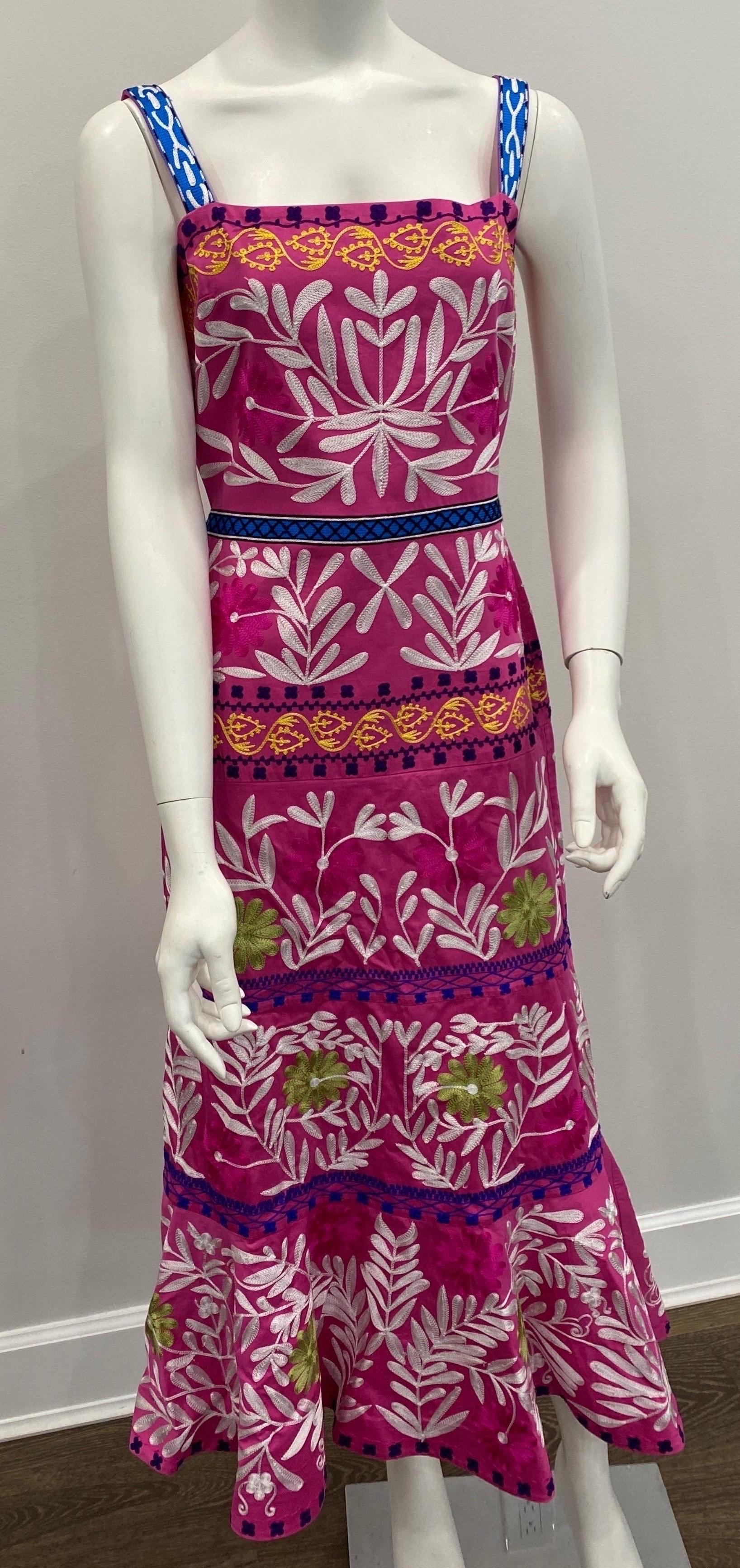 Women's Alexis Alora Embroidered Midi Dress -Size Medium