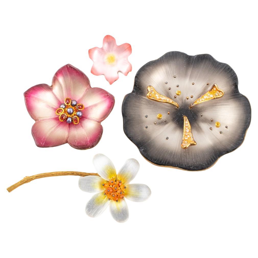 Alexis Bittar Edelstein montiert Lucite Blume Pins, 4 im Angebot