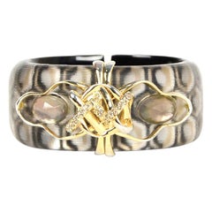 Alexis Bittar - Bracelet manchette en nid d'abeille en Lucite gris/marron avec cristaux