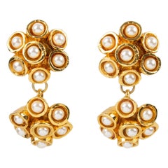 Alexis Lahellec Paris Dangle Clip Earrings Flowers with Pearls