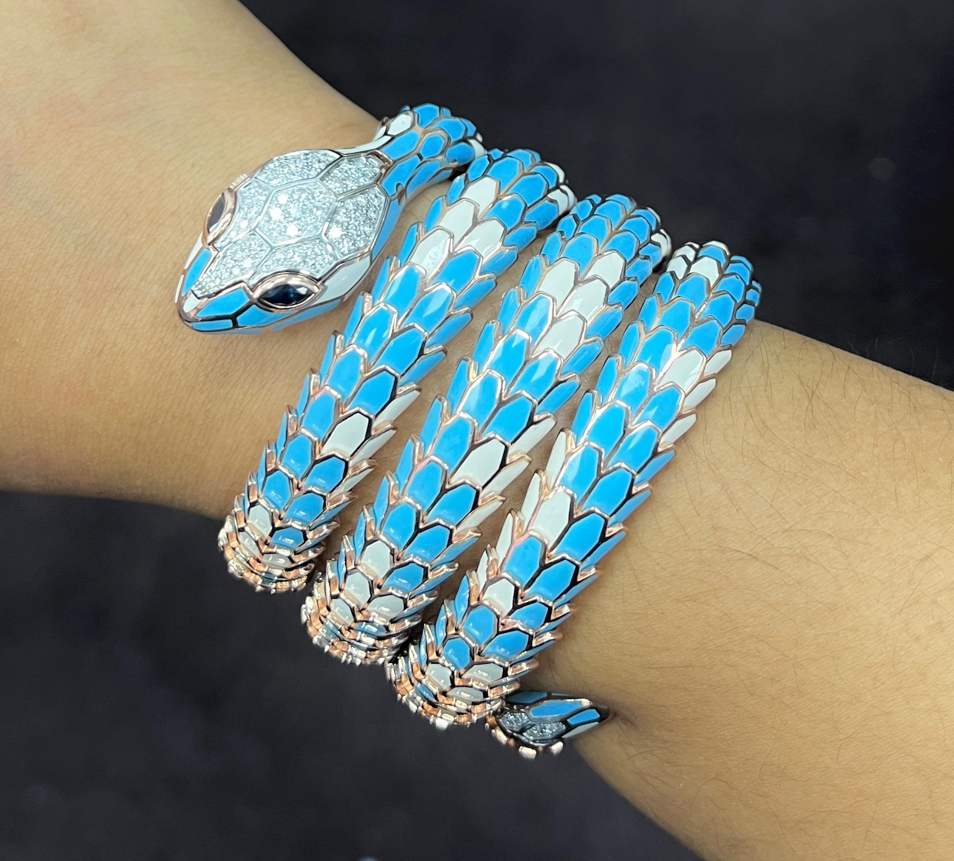 Alexis NY - Bracelet montre à cinq rangs en émail bleu clair et blanc  en vente 4