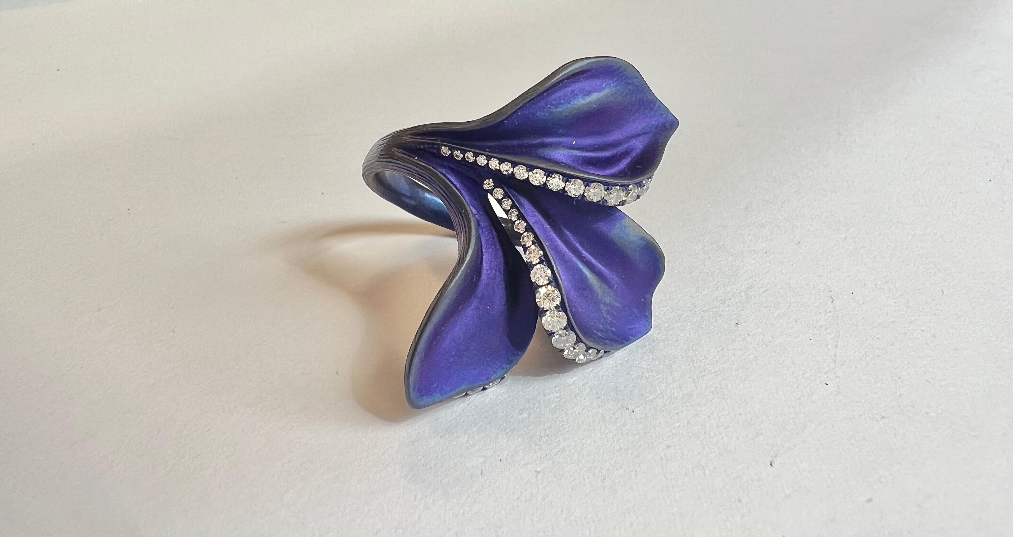 Alexis NY Purple Titanium Diamond Leaf Motif Ring For Sale 1