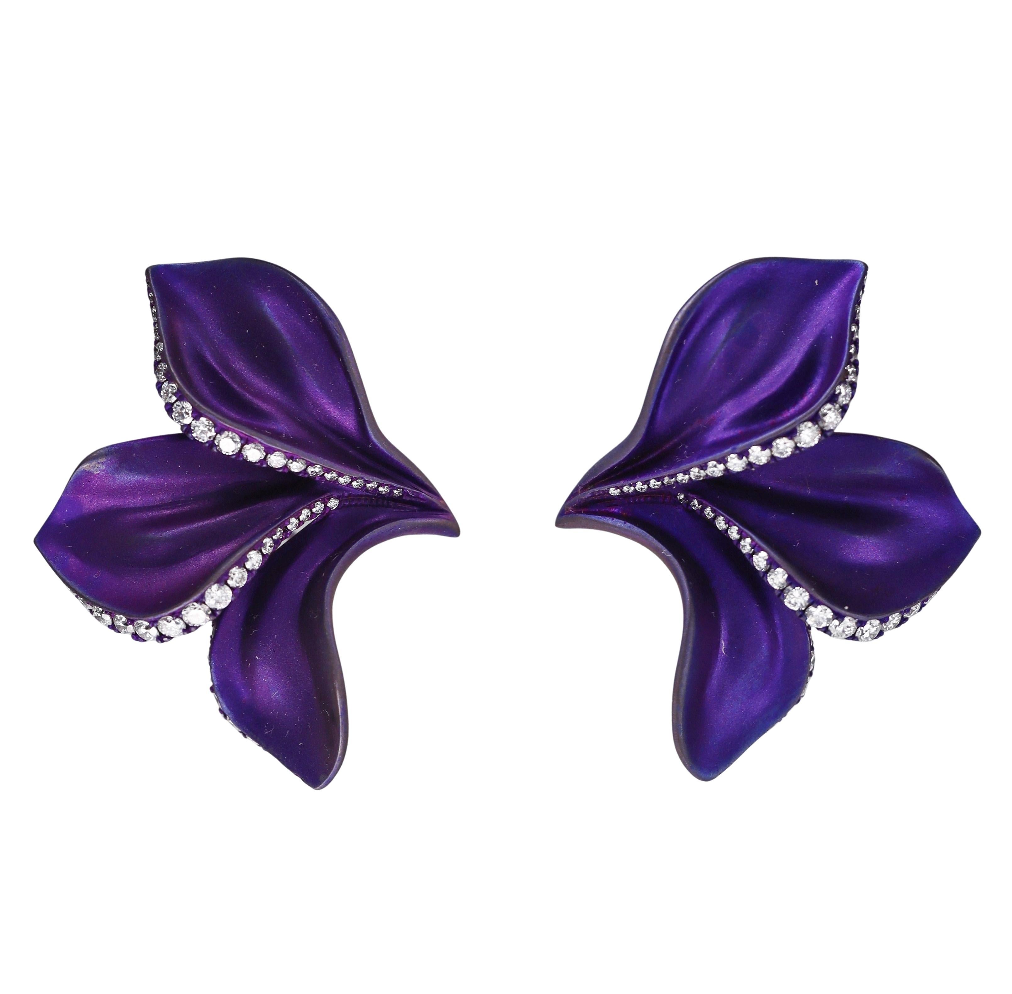 Round Cut Alexis NY Purple Titanium Leaf Diamond Earrings For Sale