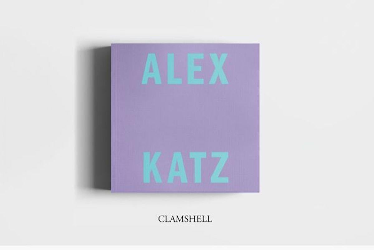 Luxe Book mit Druck (Braun), Portrait Print, von Alex Katz