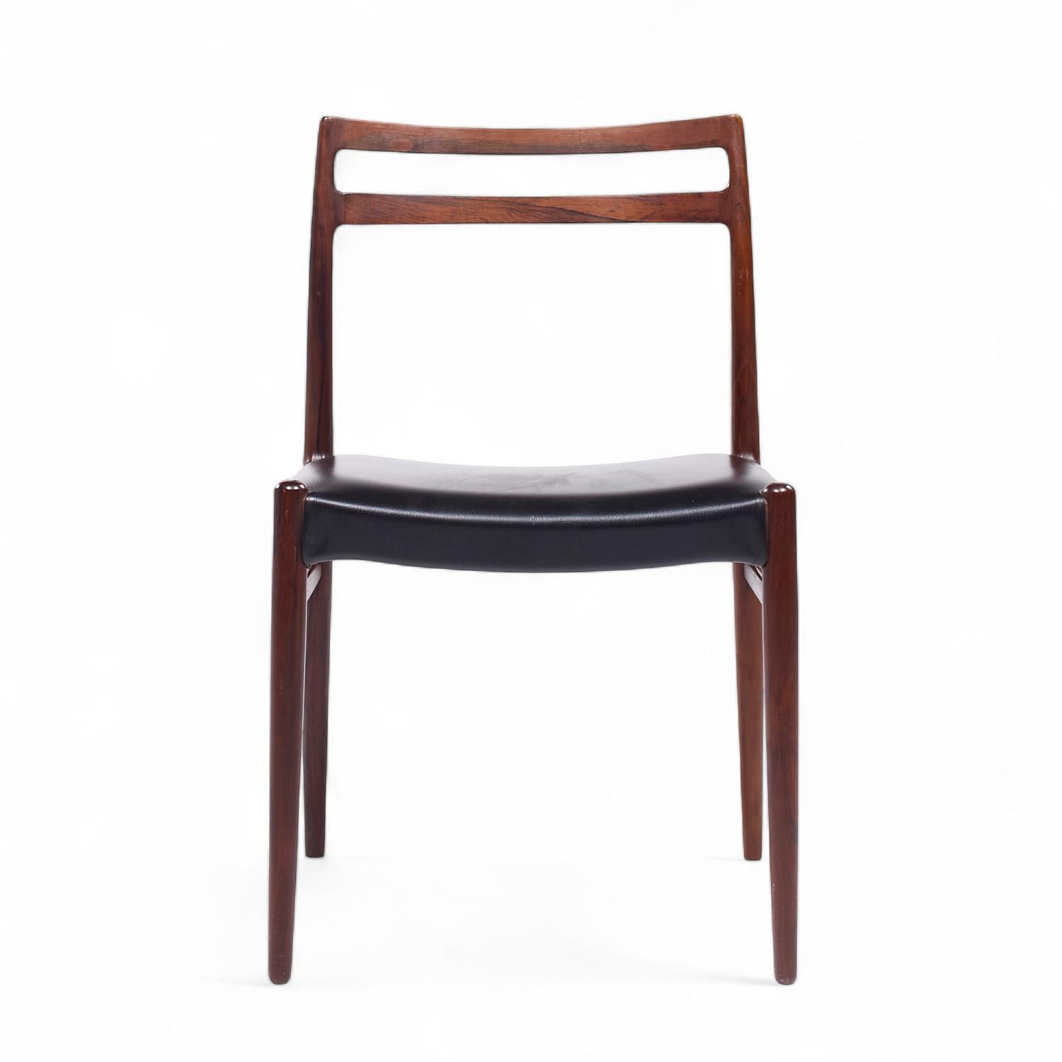 Chaises de salle à manger en bois de rose du milieu du siècle d'Alf Aarseth pour Gustav Bahus - Paire Bon état - En vente à Countryside, IL