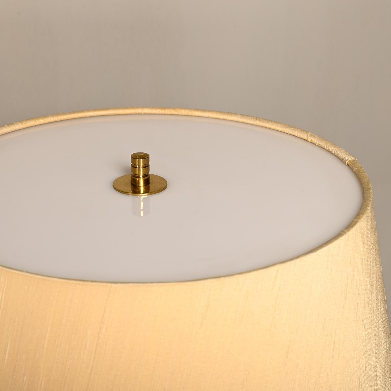 Alf Svensson et Yngvar Sandström B-024 paire de lampes de table en laiton pour Bergboms en vente 5