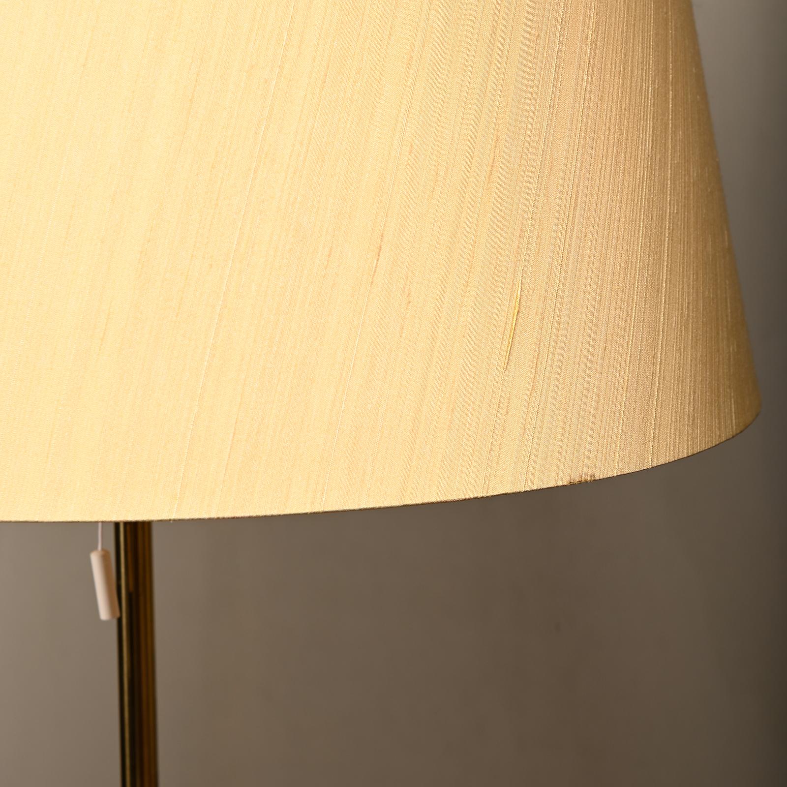 Alf Svensson et Yngvar Sandström B-024 paire de lampes de table en laiton pour Bergboms en vente 1