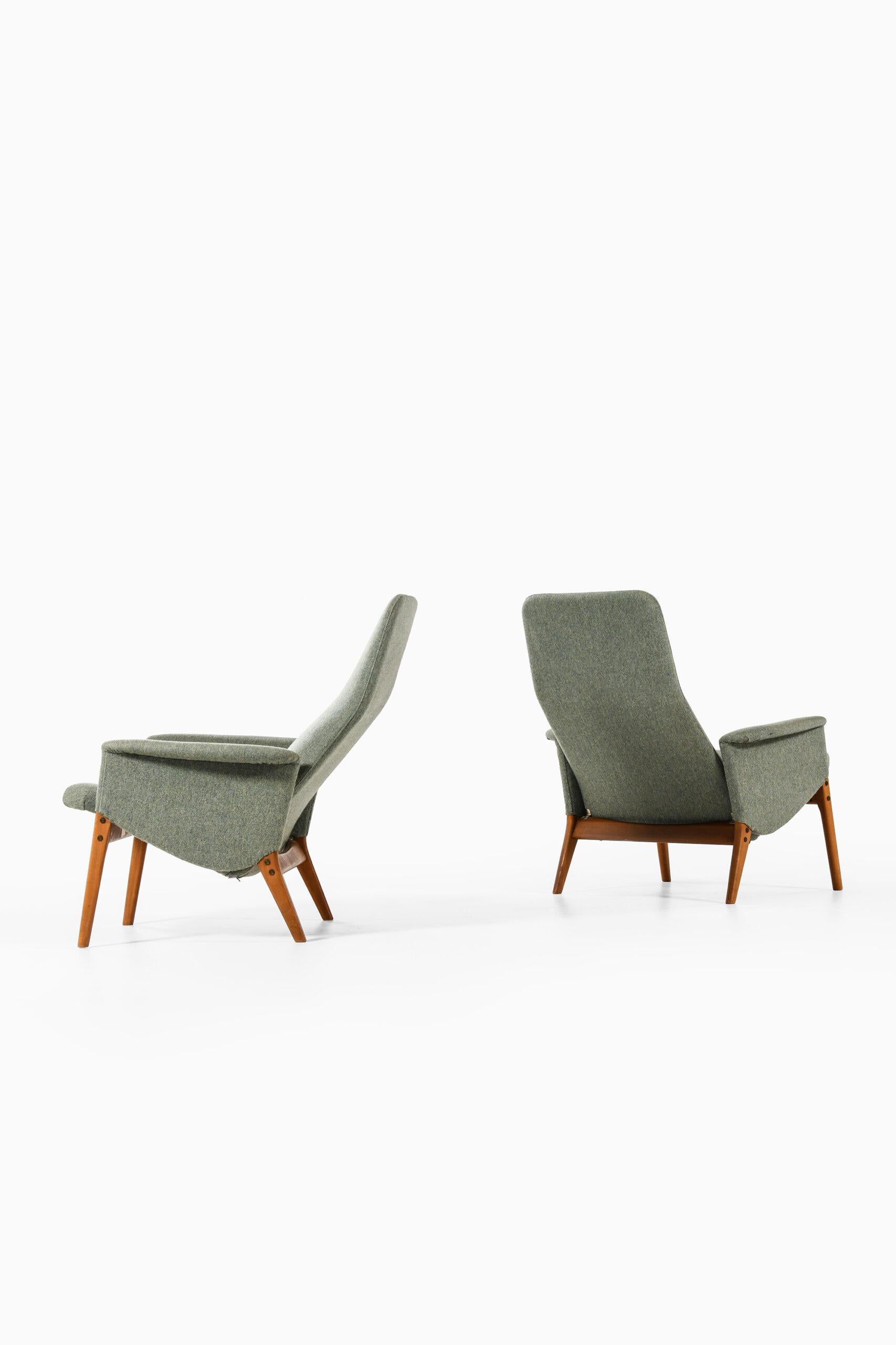 Danish Alf Svensson Easy Chairs Model 4332 Produced by Fritz Hansen For Sale