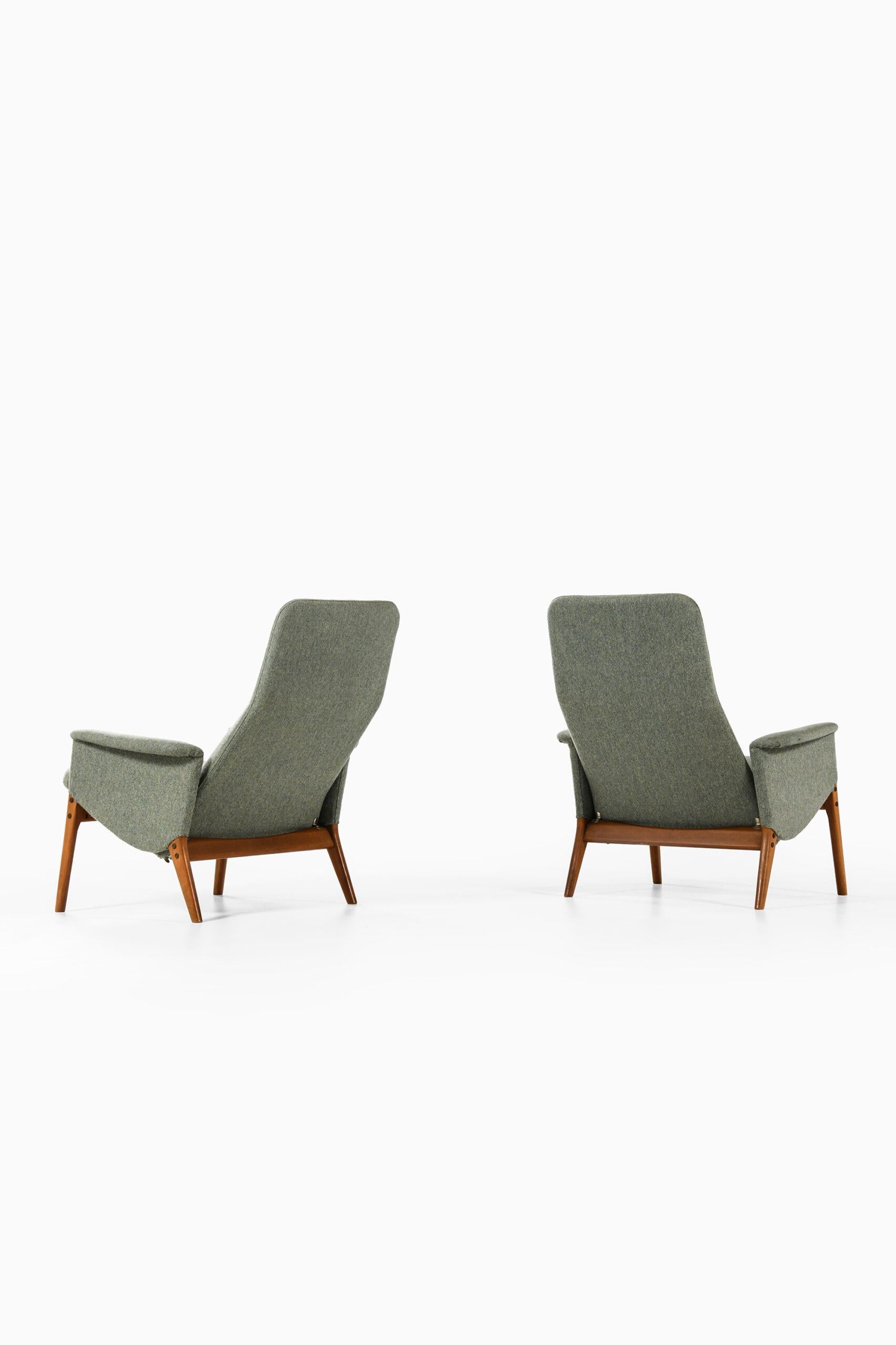 Alf Svensson Easy Chairs Model 4332 Produced by Fritz Hansen For Sale 1