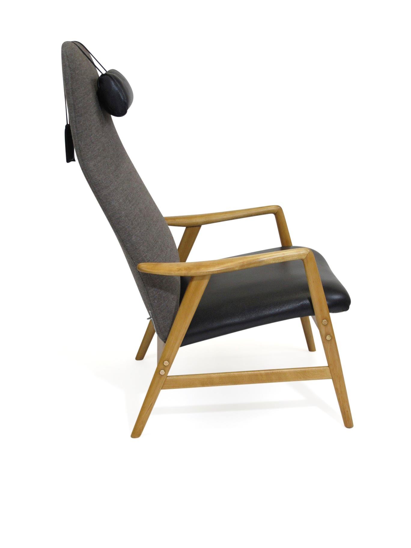 Danish Alf Svensson for Dux Beech Lounge Chair with Black Leather Seat