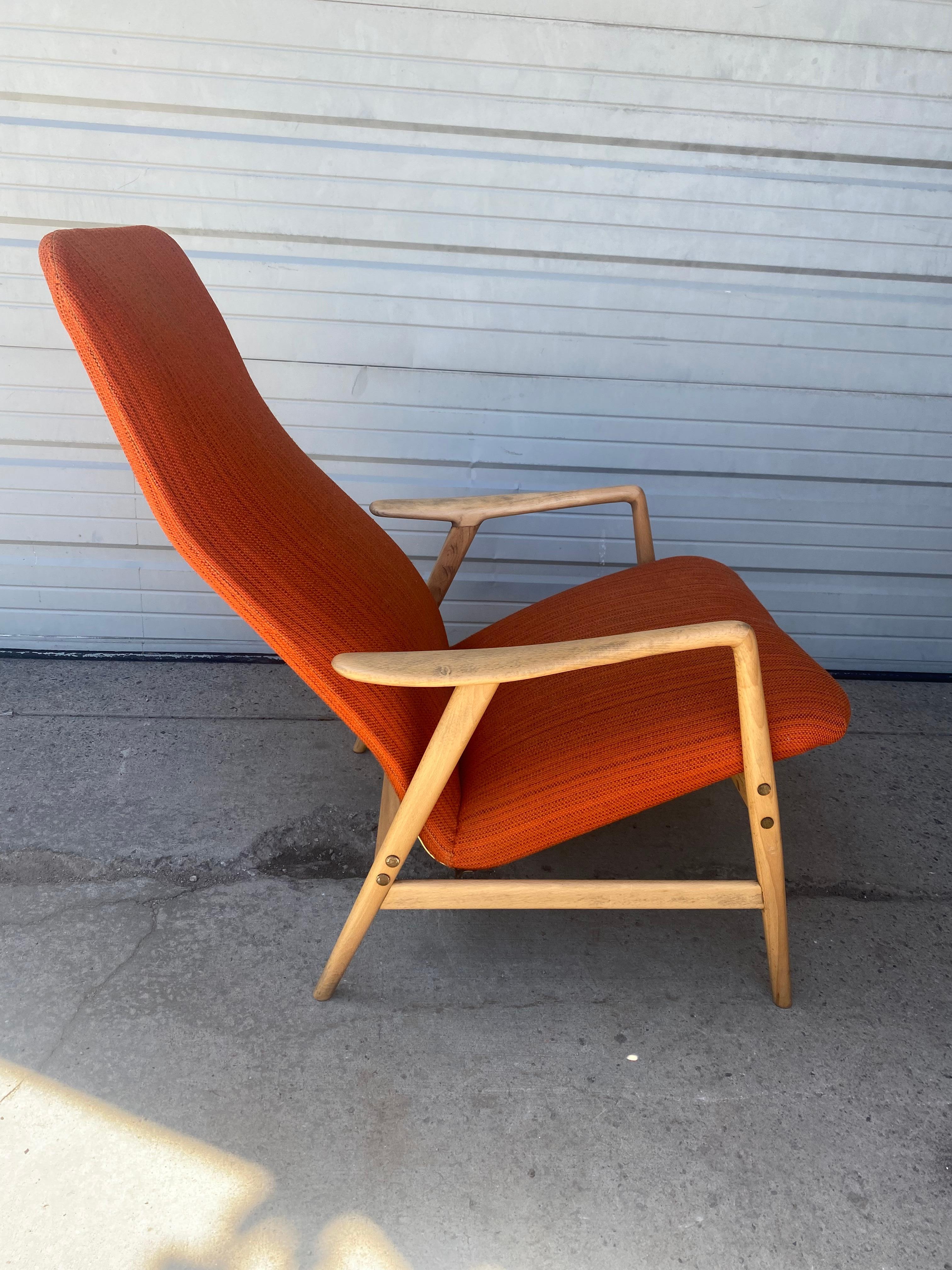 Scandinavian Modern Alf Svensson for Fritz Hansen Model 4312 Highback 2-position Lounge Chair