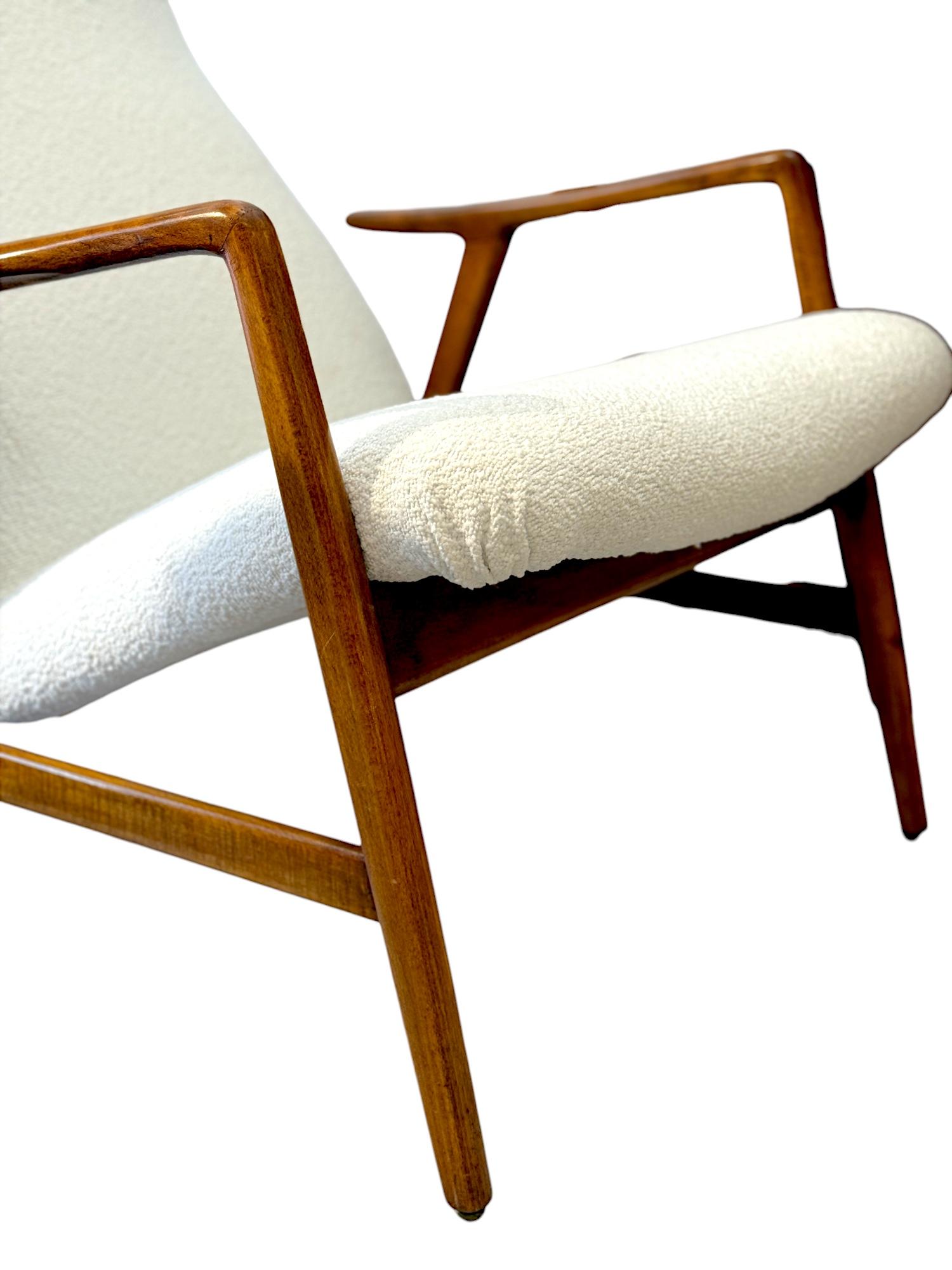 Bouclé Alf Svensson for Fritz Hansen Two-Position Reclining Chair, 20 Century For Sale