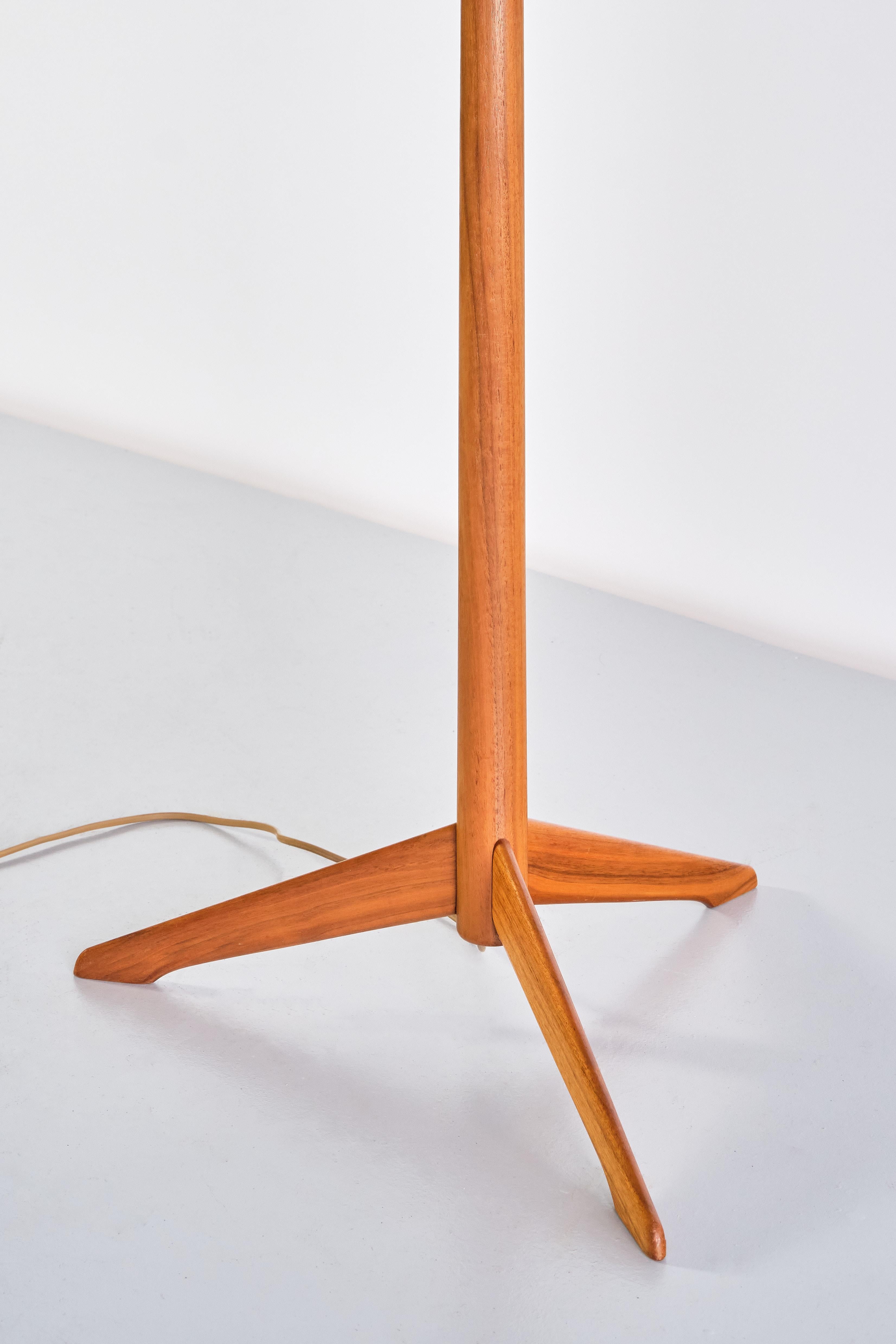 Alf Svensson G34 Floor Lamp in Teak, Josef Frank Shade, Bergboms, Sweden, 1960s For Sale 5