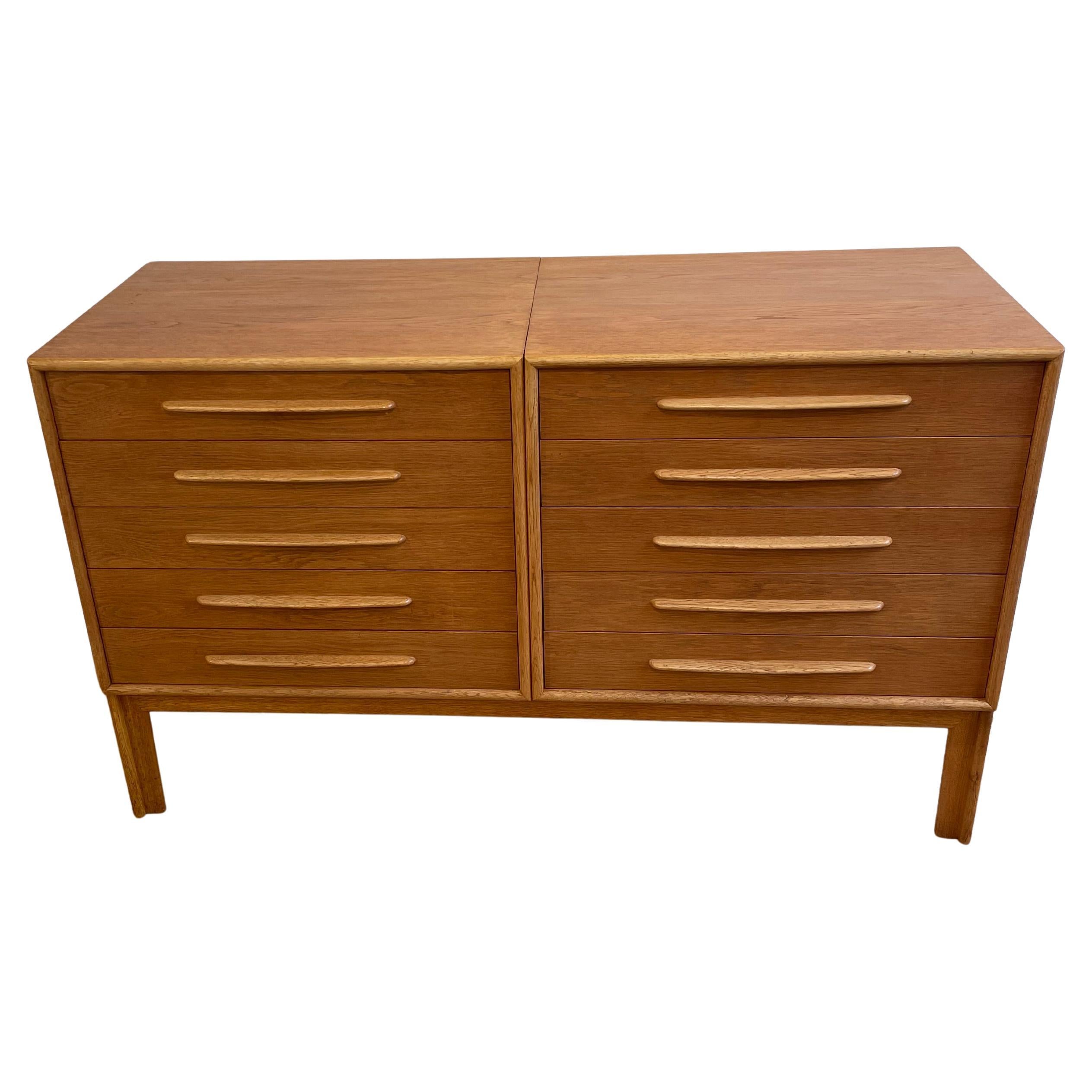 Svedese Alf Svensson oak double chest of drawers in vendita