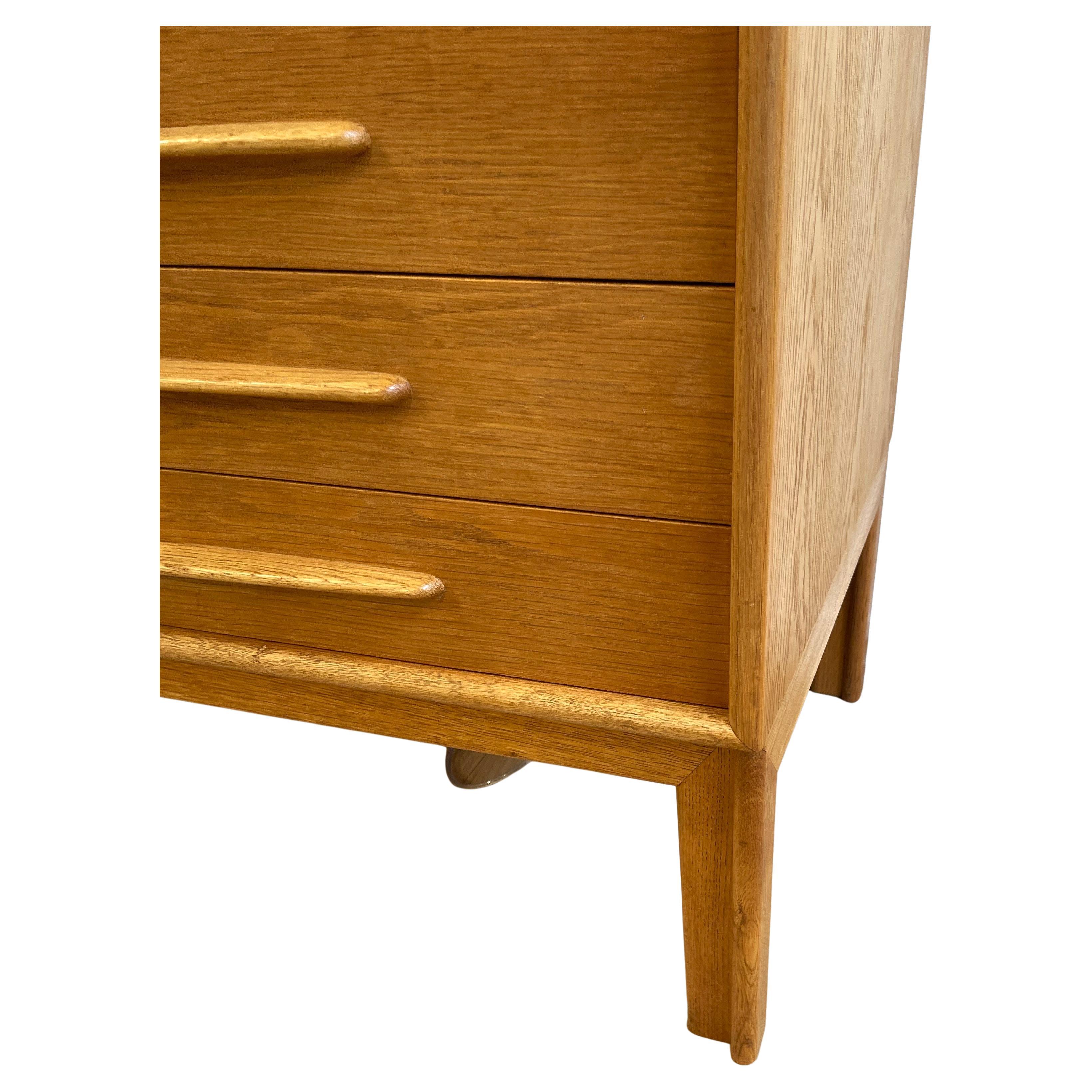 Falegnameria Alf Svensson oak double chest of drawers in vendita
