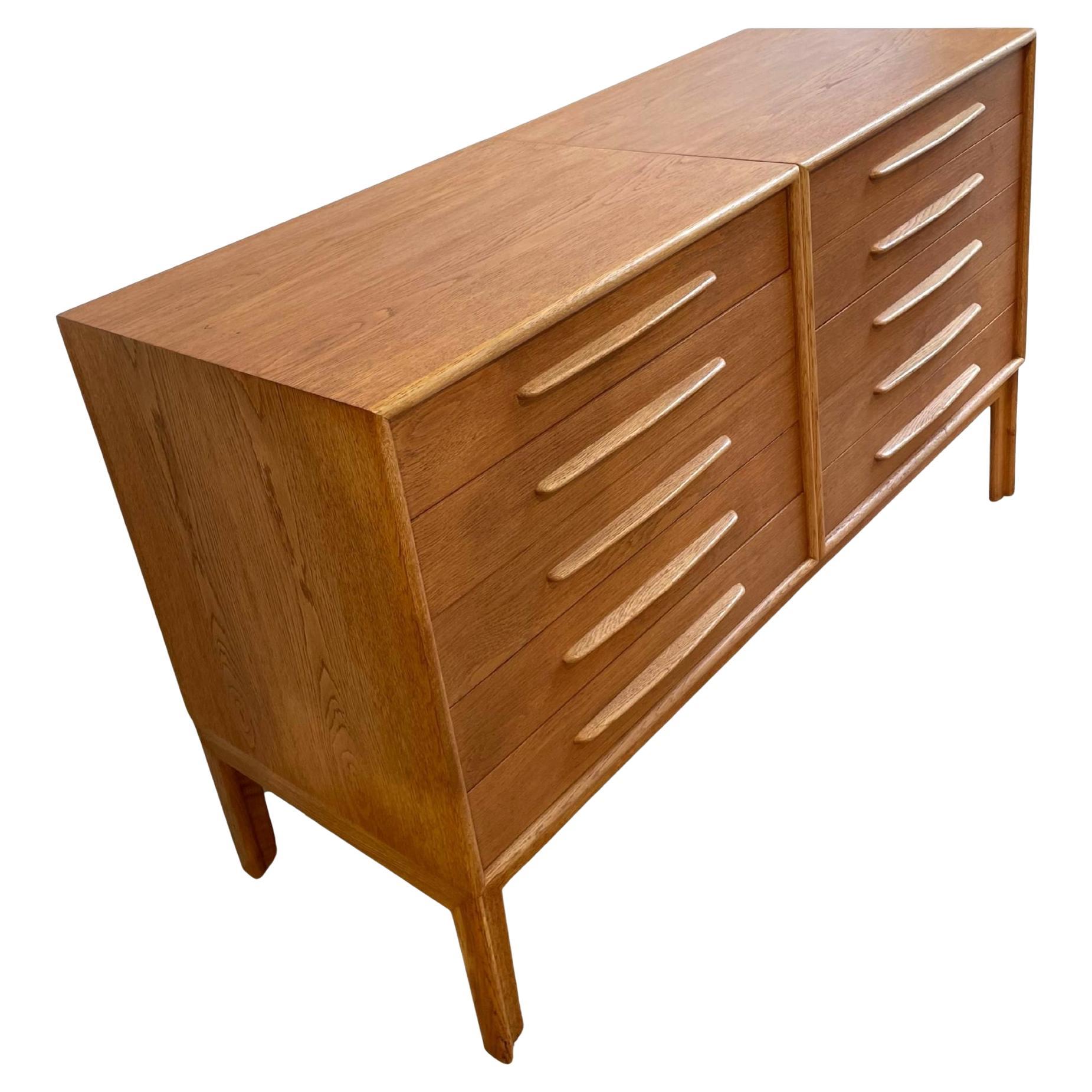 Alf Svensson oak double chest of drawers in vendita