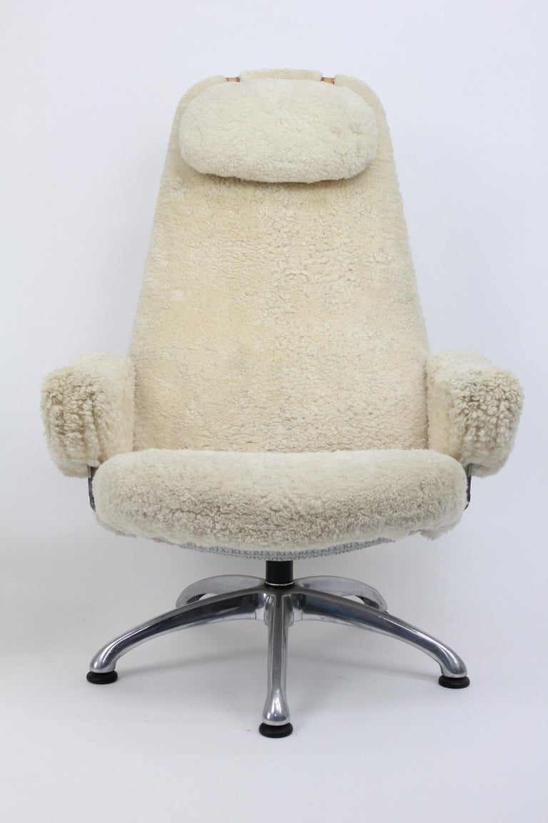 Alf Svensson Swivel Chair with Ottoman in OffWhite Sheepskin at 1stDibs