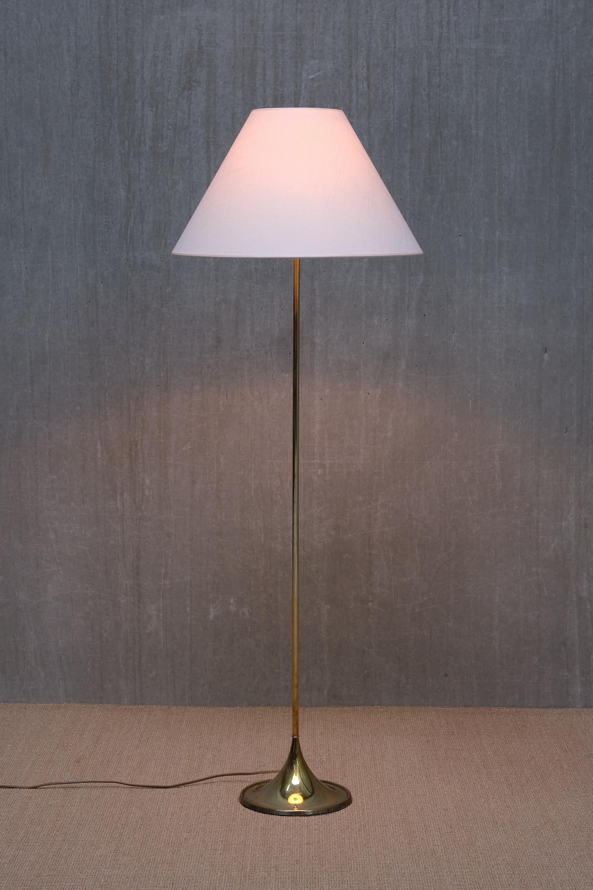 Alf Svensson & Yngve Sandström G-025 Brass Floor Lamp, Bergboms, Sweden 1960s In Good Condition For Sale In The Hague, NL