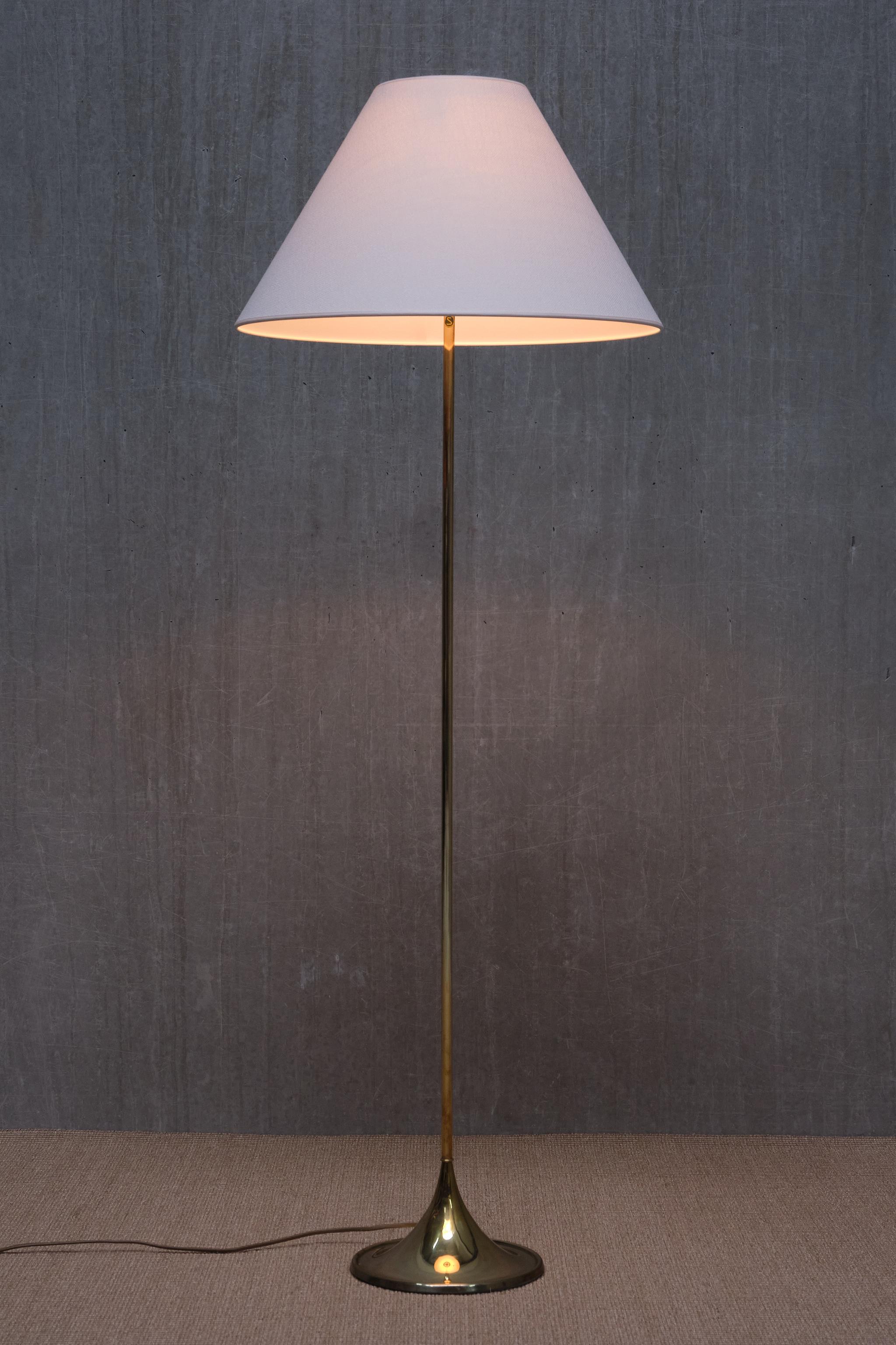 Mid-20th Century Alf Svensson & Yngve Sandström G-025 Brass Floor Lamp, Bergboms, Sweden 1960s For Sale