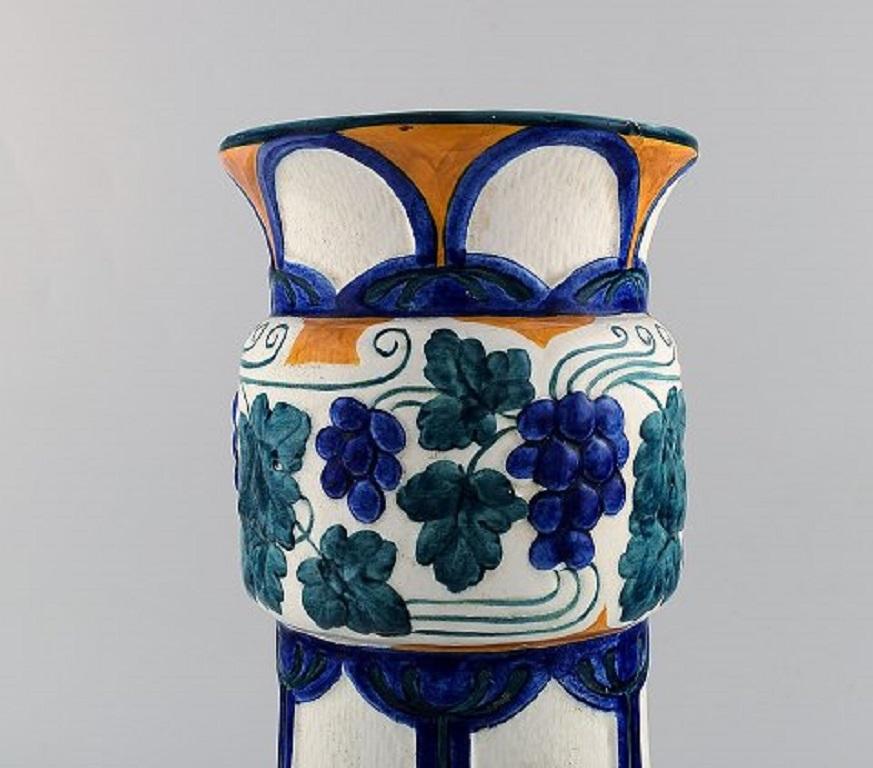 Art nouveau Alf Wallander for Rorstrand /Rörstrand:: Grand vase Art Nouveau en faïence émaillée en vente