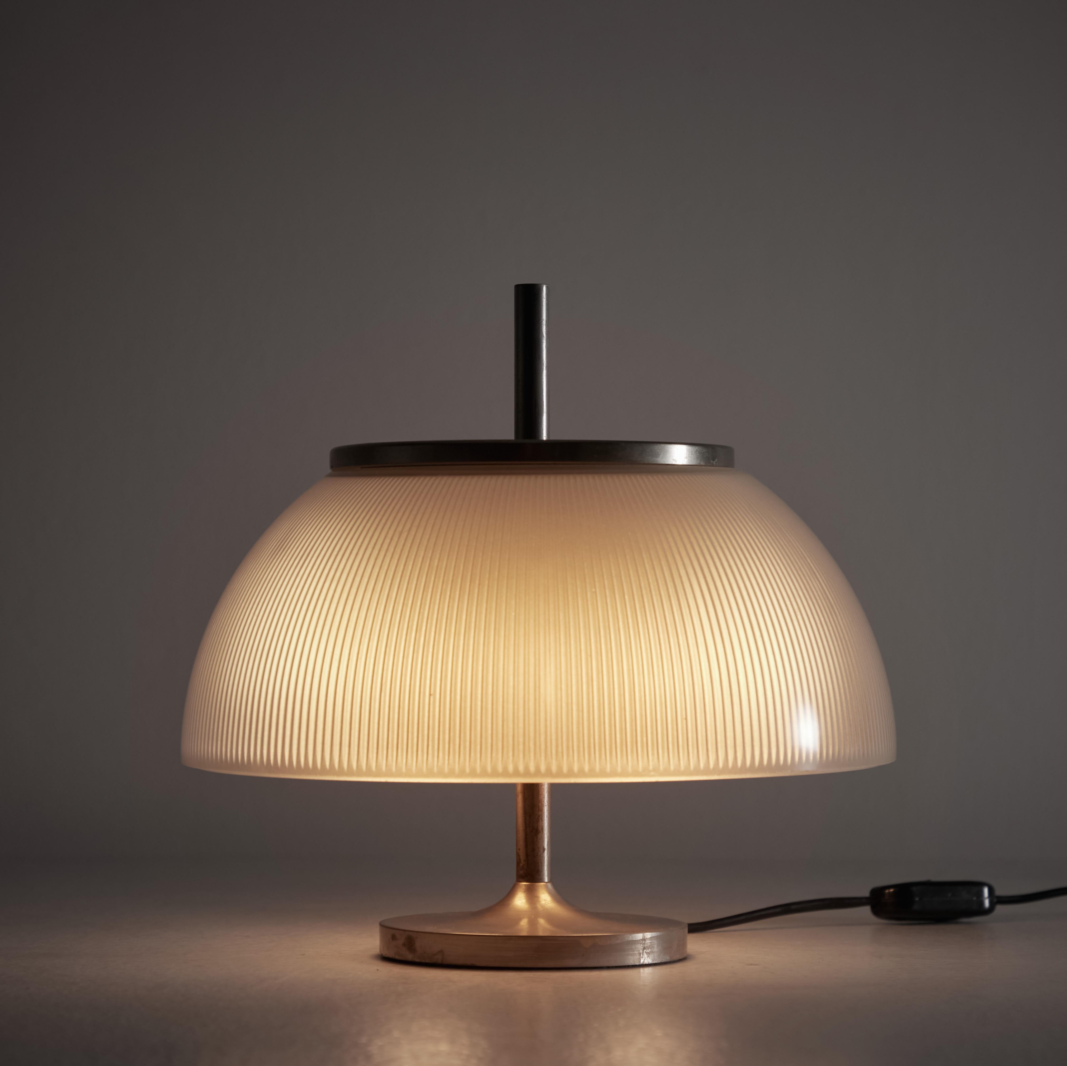 Mid-Century Modern 'Alfetta' Table Lamp by Sergio Mazza for Artemide