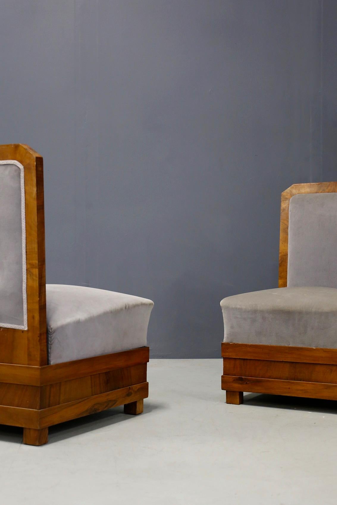 Early 20th Century Alfio Fallica Pair of Art Deco Armchairs in Velvet and Walnut, 1920s